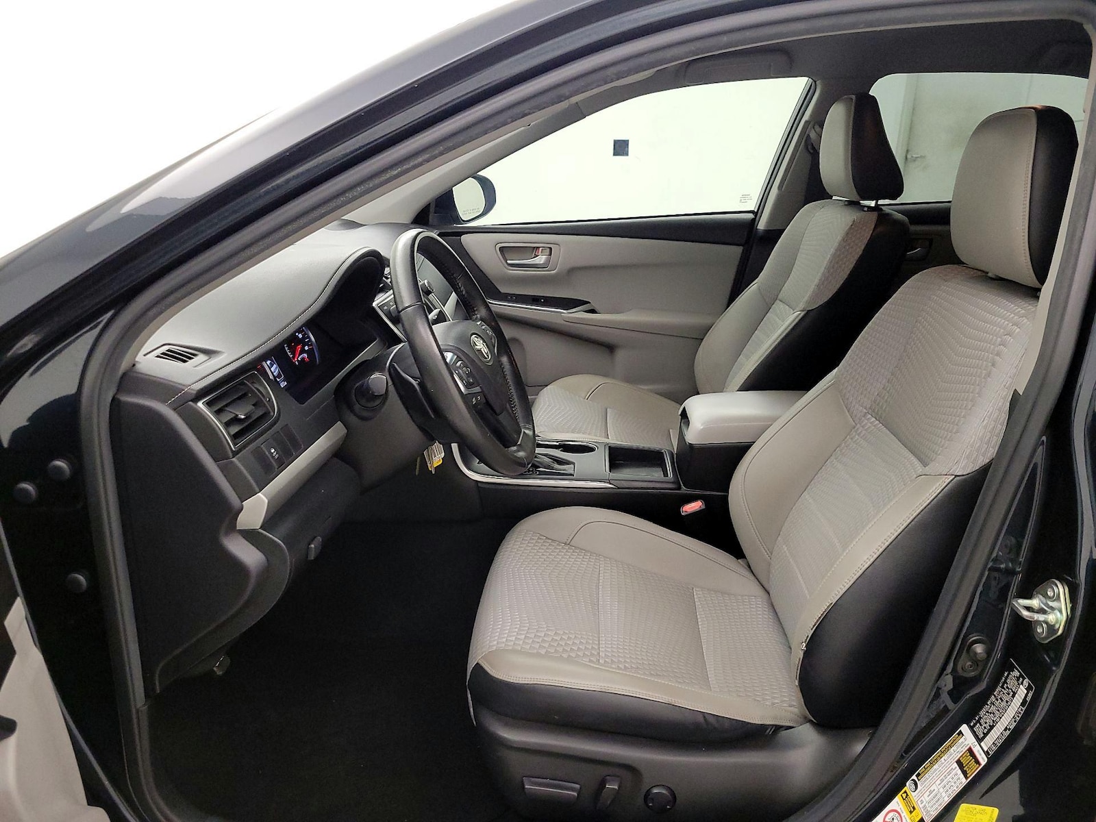 Power Seat(s) & Side Airbags