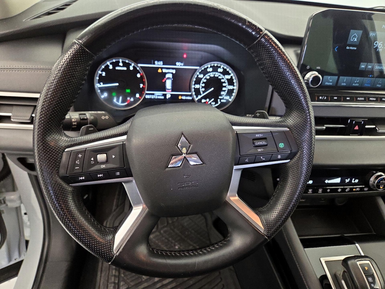 2022 Mitsubishi Outlander SE - Photo 11