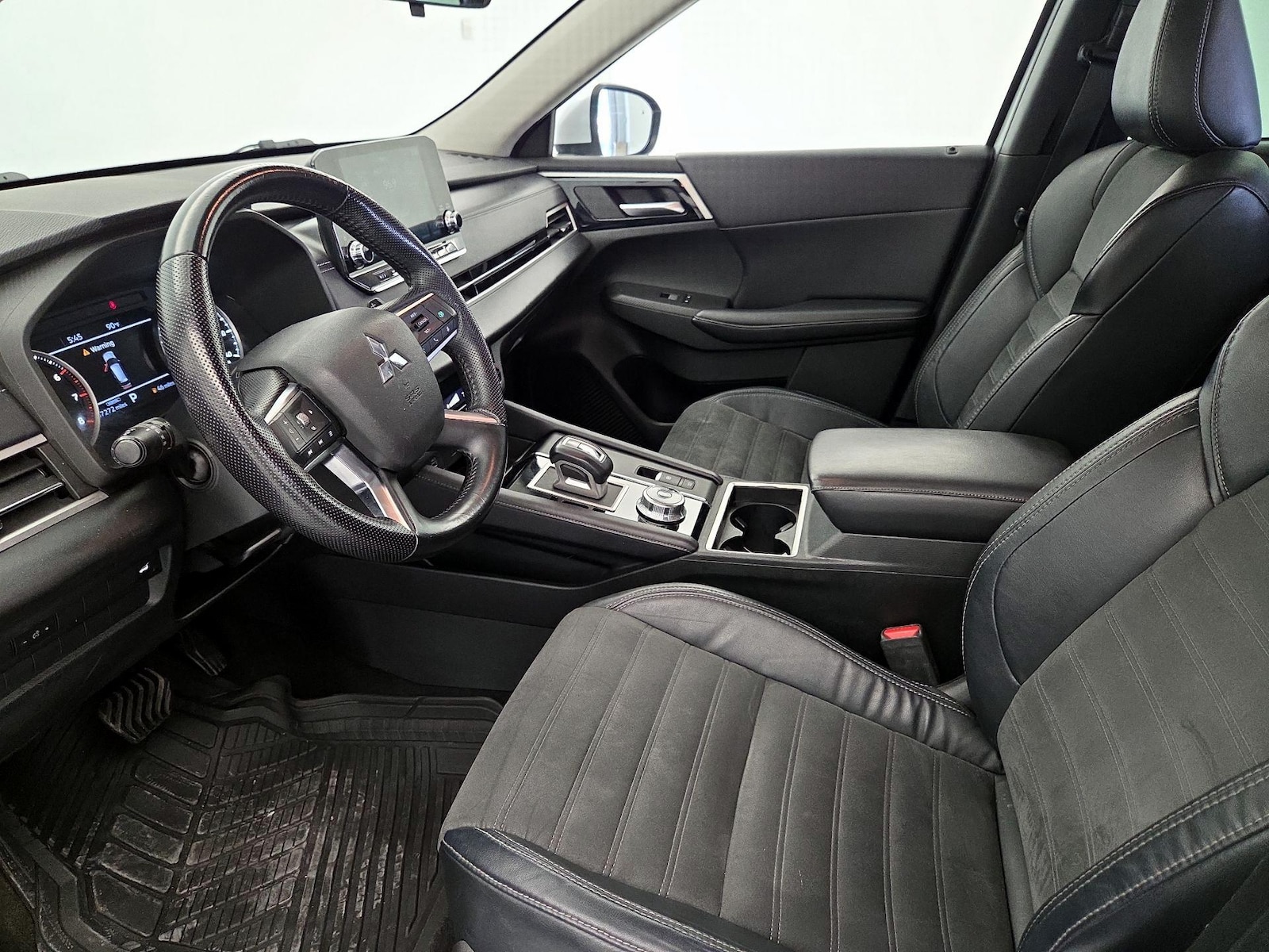2022 Mitsubishi Outlander SE - Photo 12
