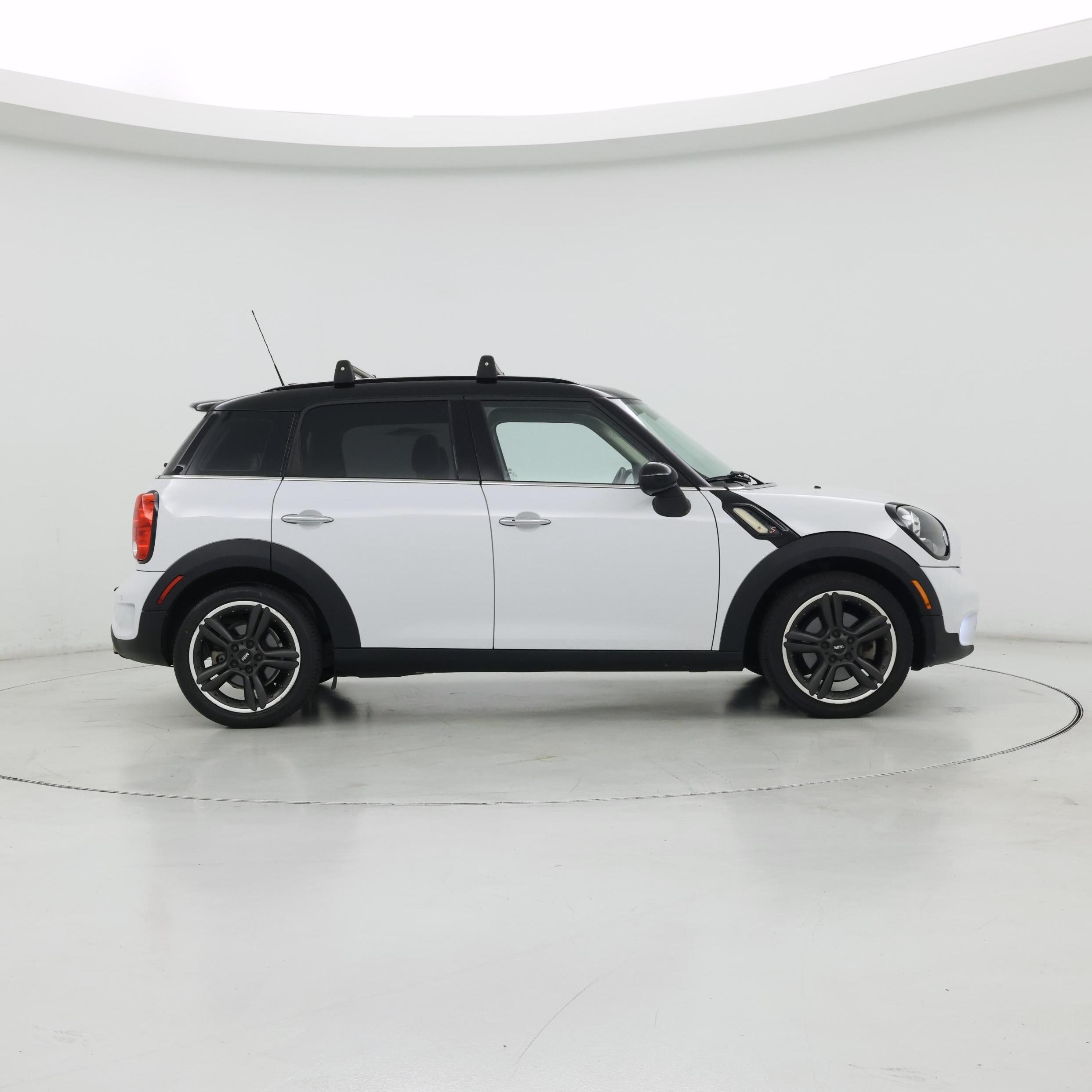 Thumbnail: 2016 MINI Cooper Countryman - 7