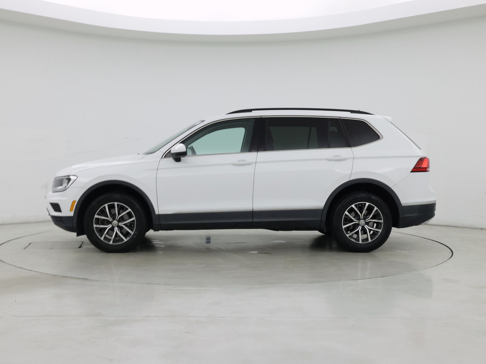 2020 Volkswagen Tiguan SE - Photo 4