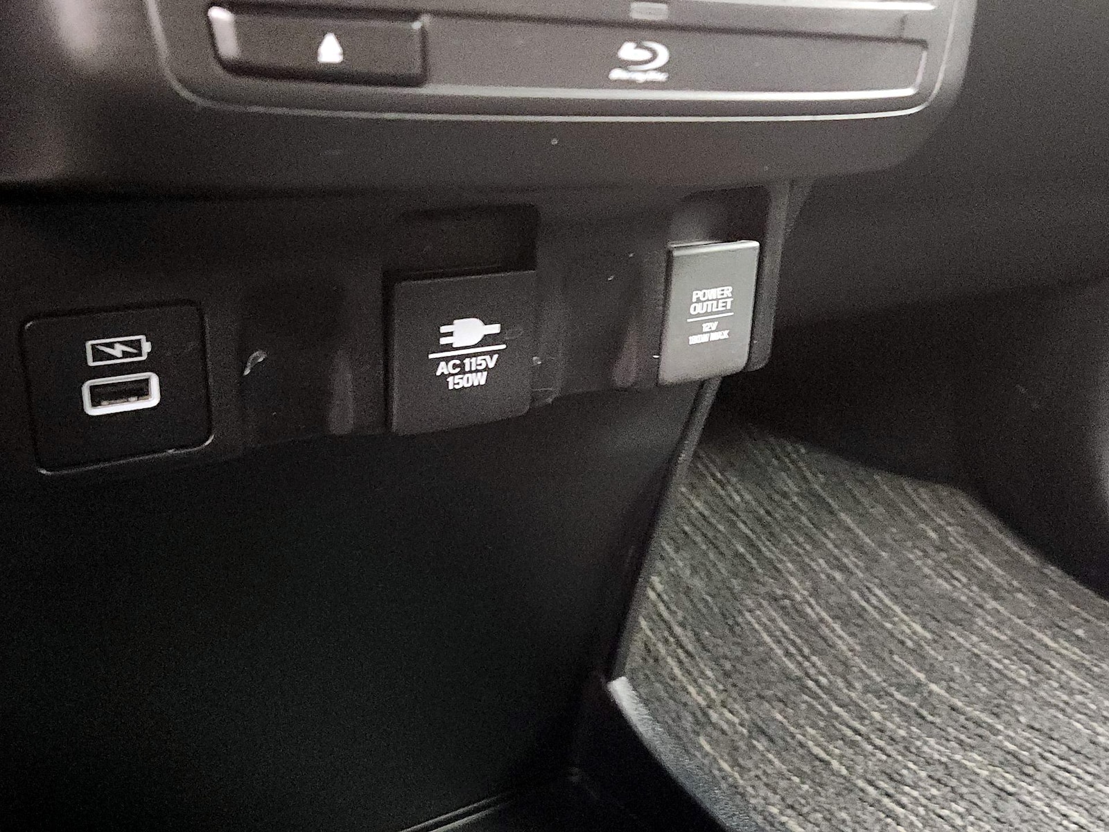 2023 Honda Odyssey Touring - Photo 19