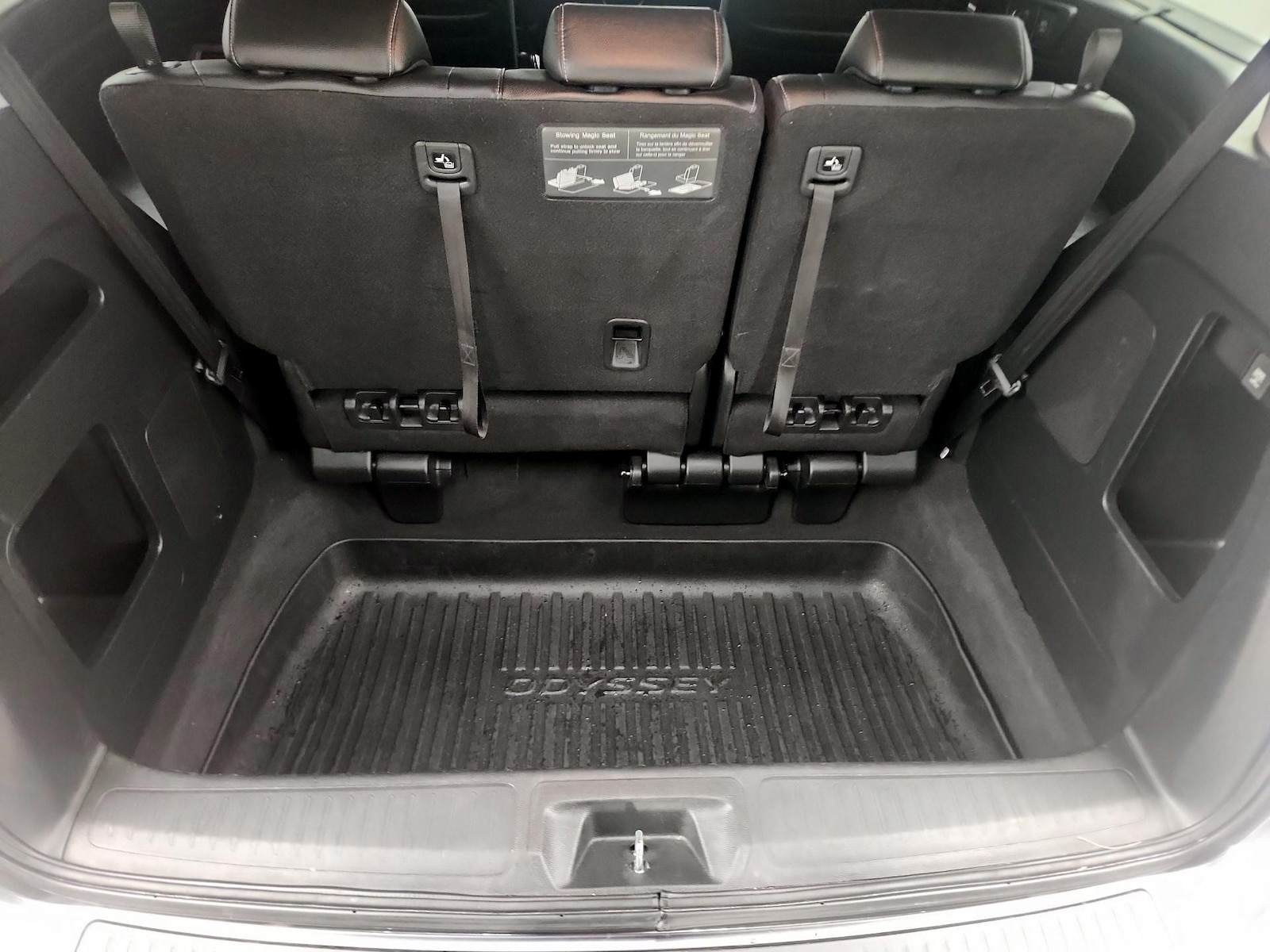2023 Honda Odyssey Touring - Photo 22