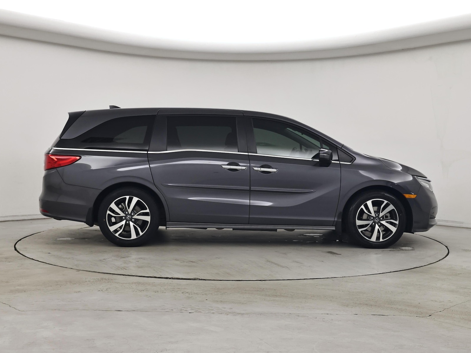 2023 Honda Odyssey Touring - Photo 8