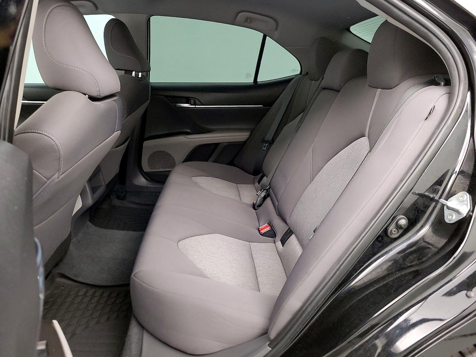 2023 Toyota Camry LE - Photo 20