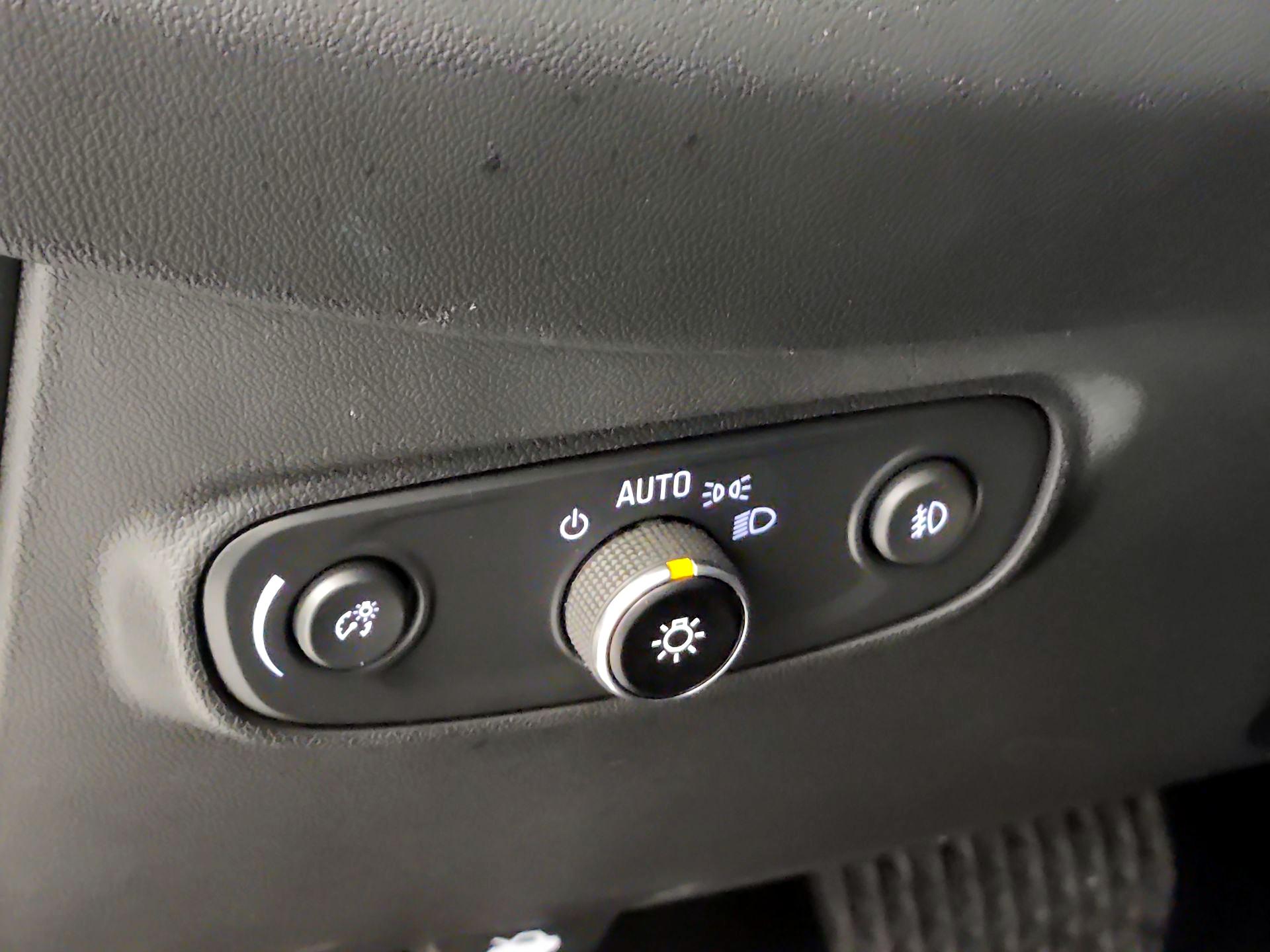 Thumbnail: 2021 Chevrolet Equinox - 13