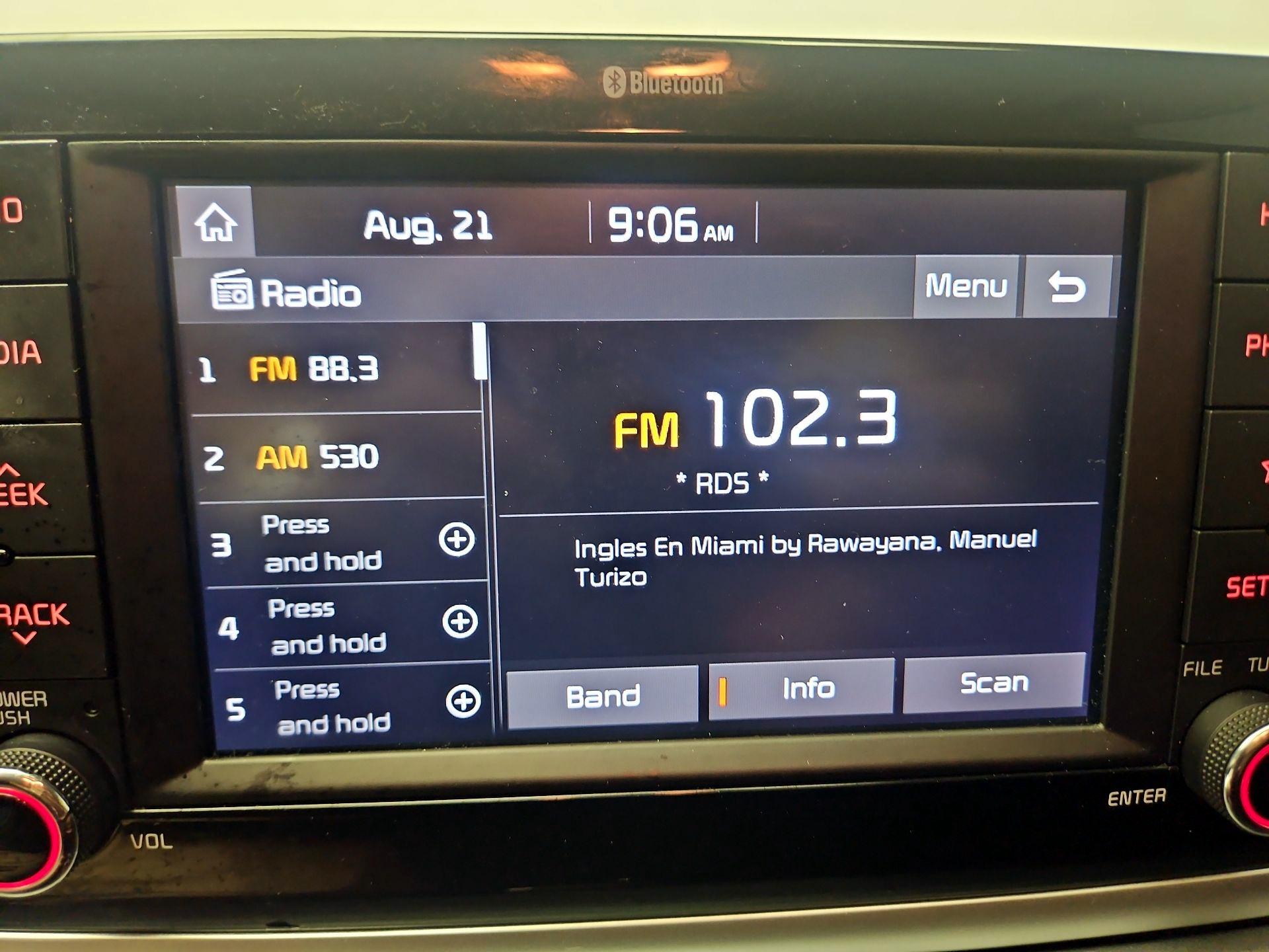 Thumbnail: 2020 Kia Rio - 15