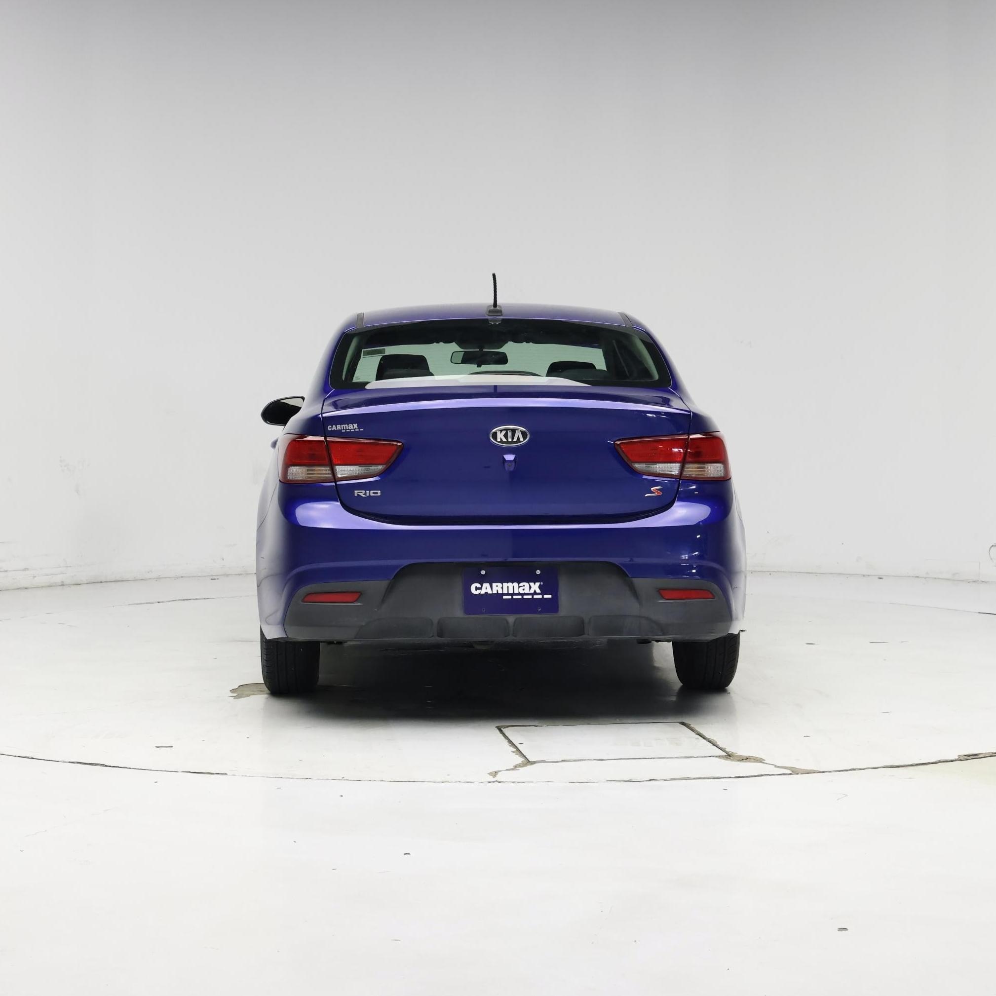 Thumbnail: 2020 Kia Rio - 6