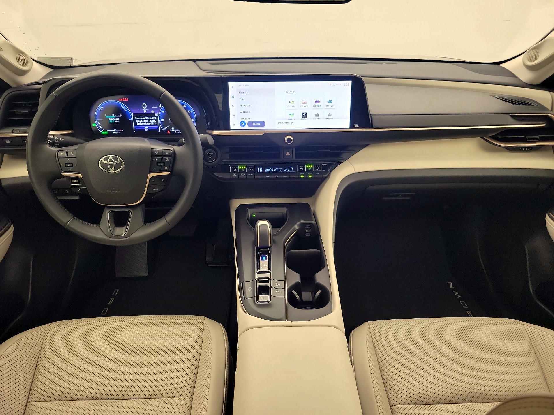 Thumbnail: 2023 Toyota Crown - 9
