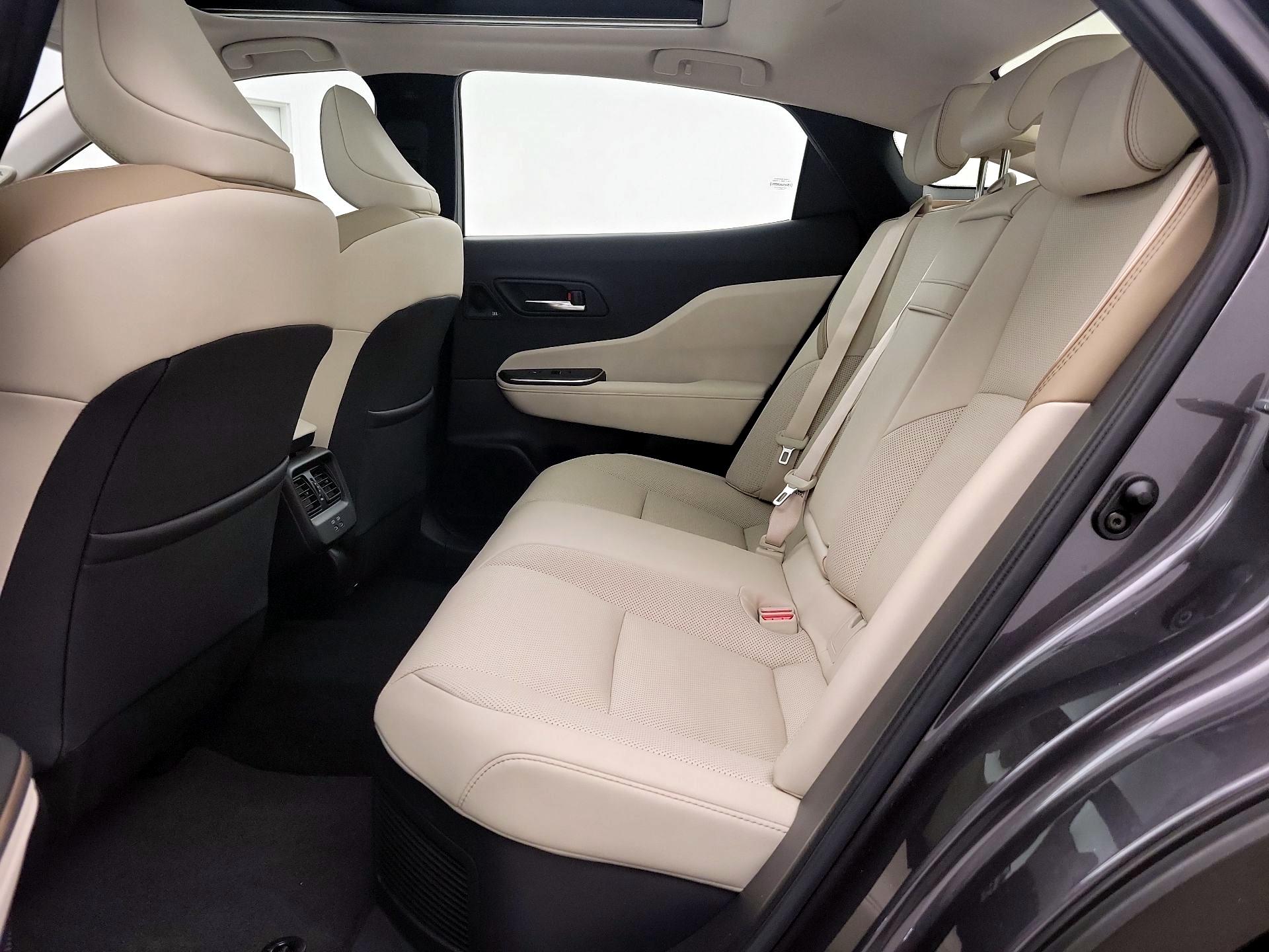 Thumbnail: 2023 Toyota Crown - 20