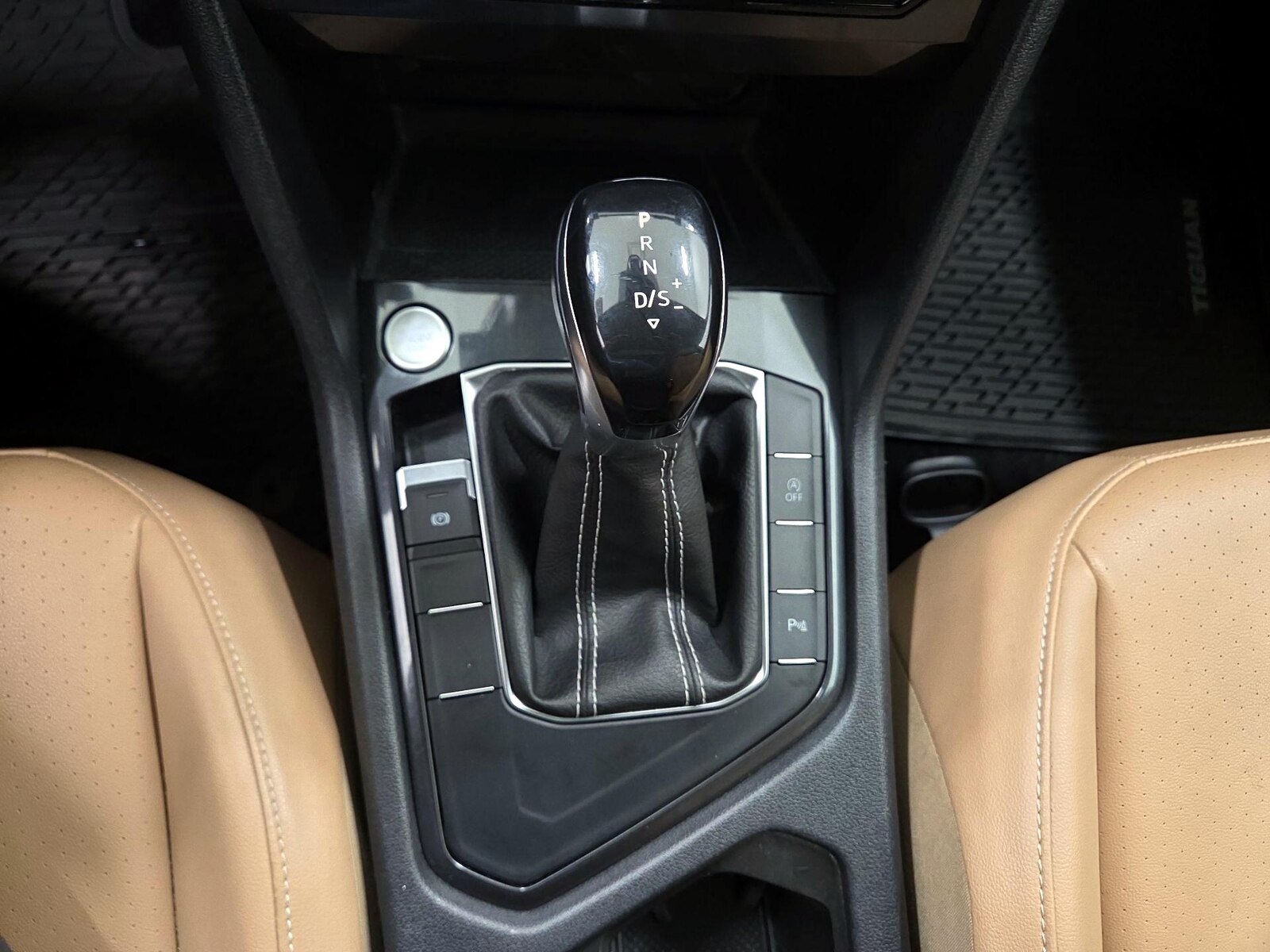 2022 Volkswagen Tiguan SE R-LINE BLACK - Photo 18