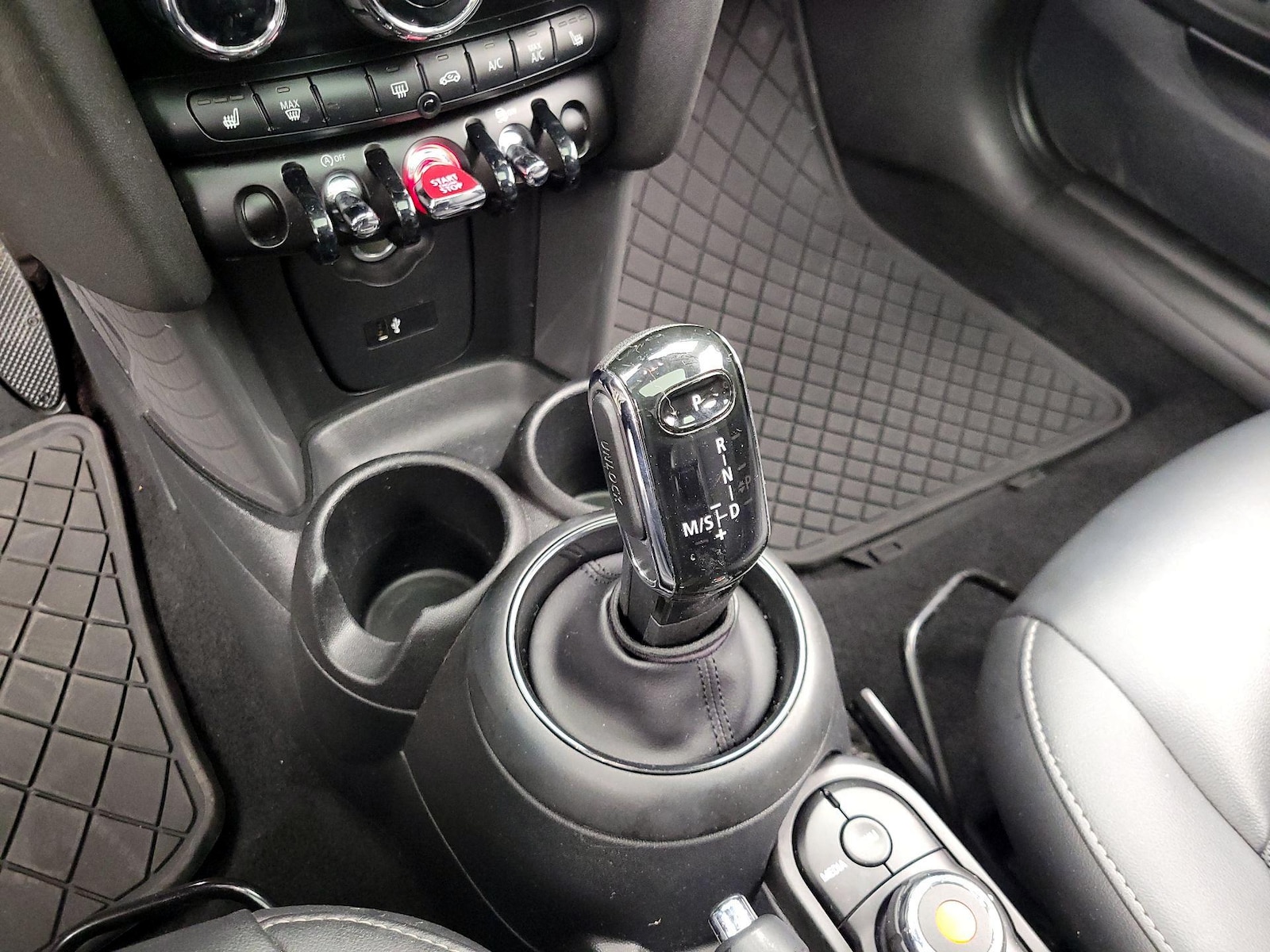2020 MINI Hardtop 2 Door Oxford Edition - Photo 18