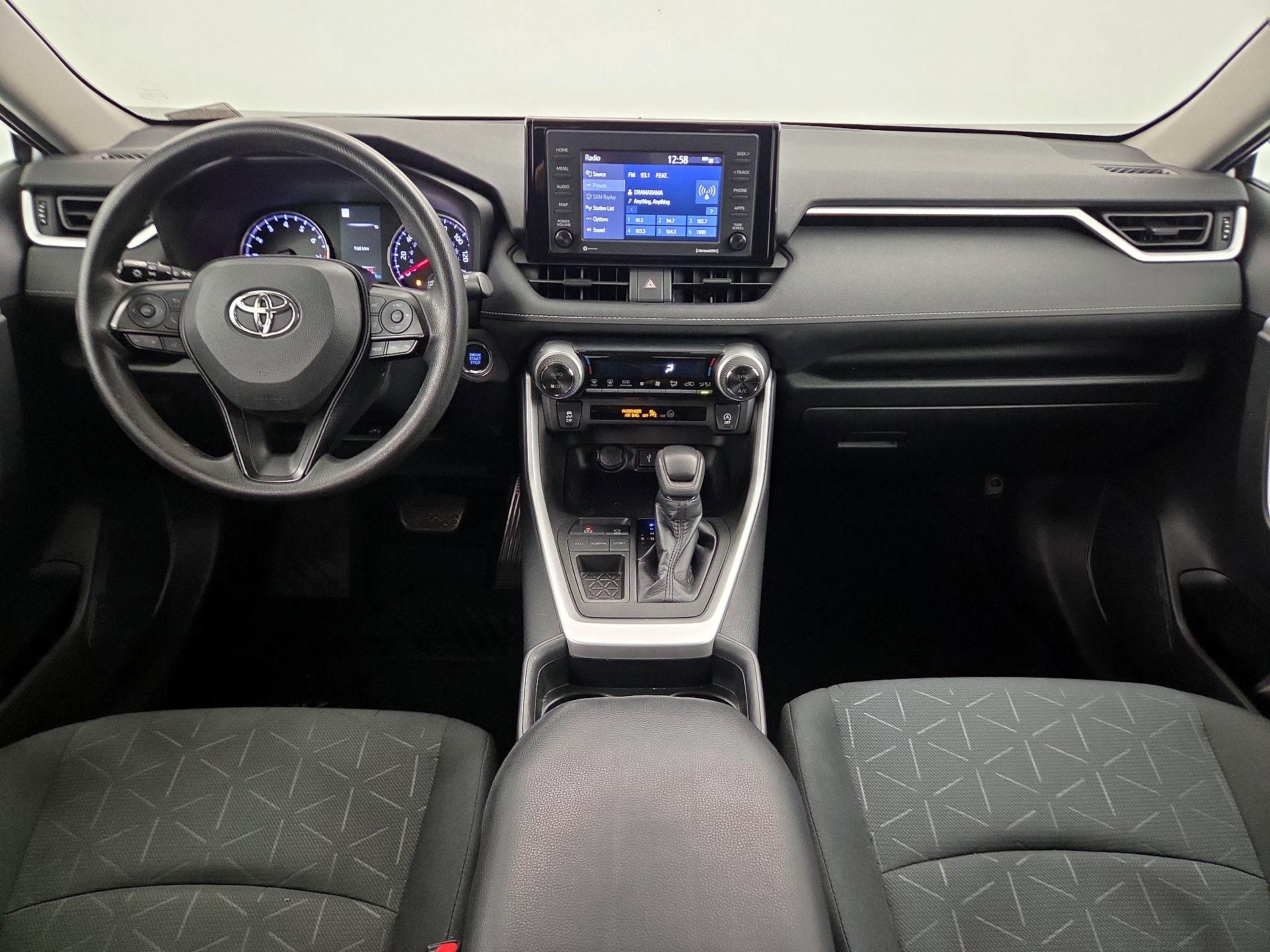 Thumbnail: 2020 Toyota RAV4 - 9