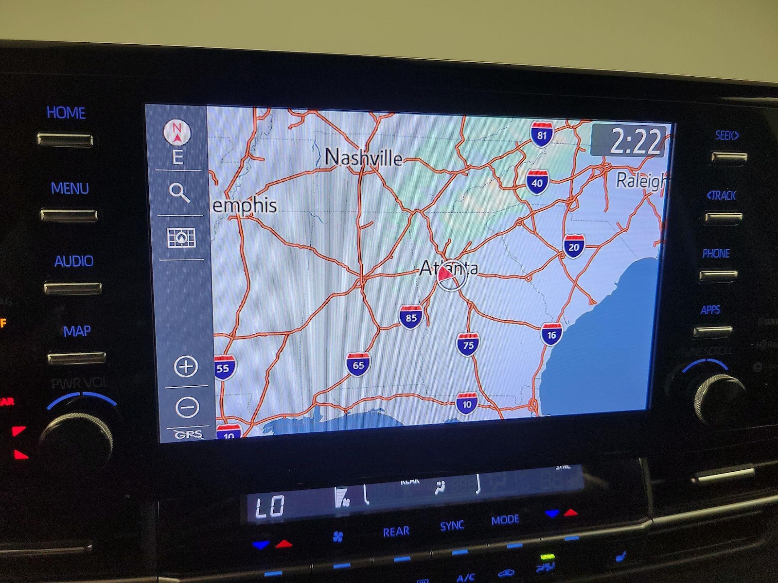 2022 Toyota Sienna XSE - Photo 14