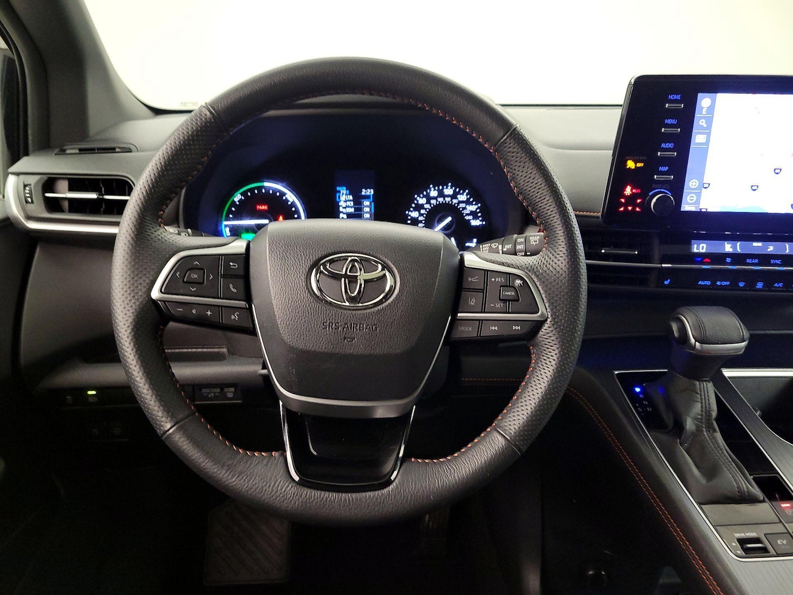 2022 Toyota Sienna XSE - Photo 10