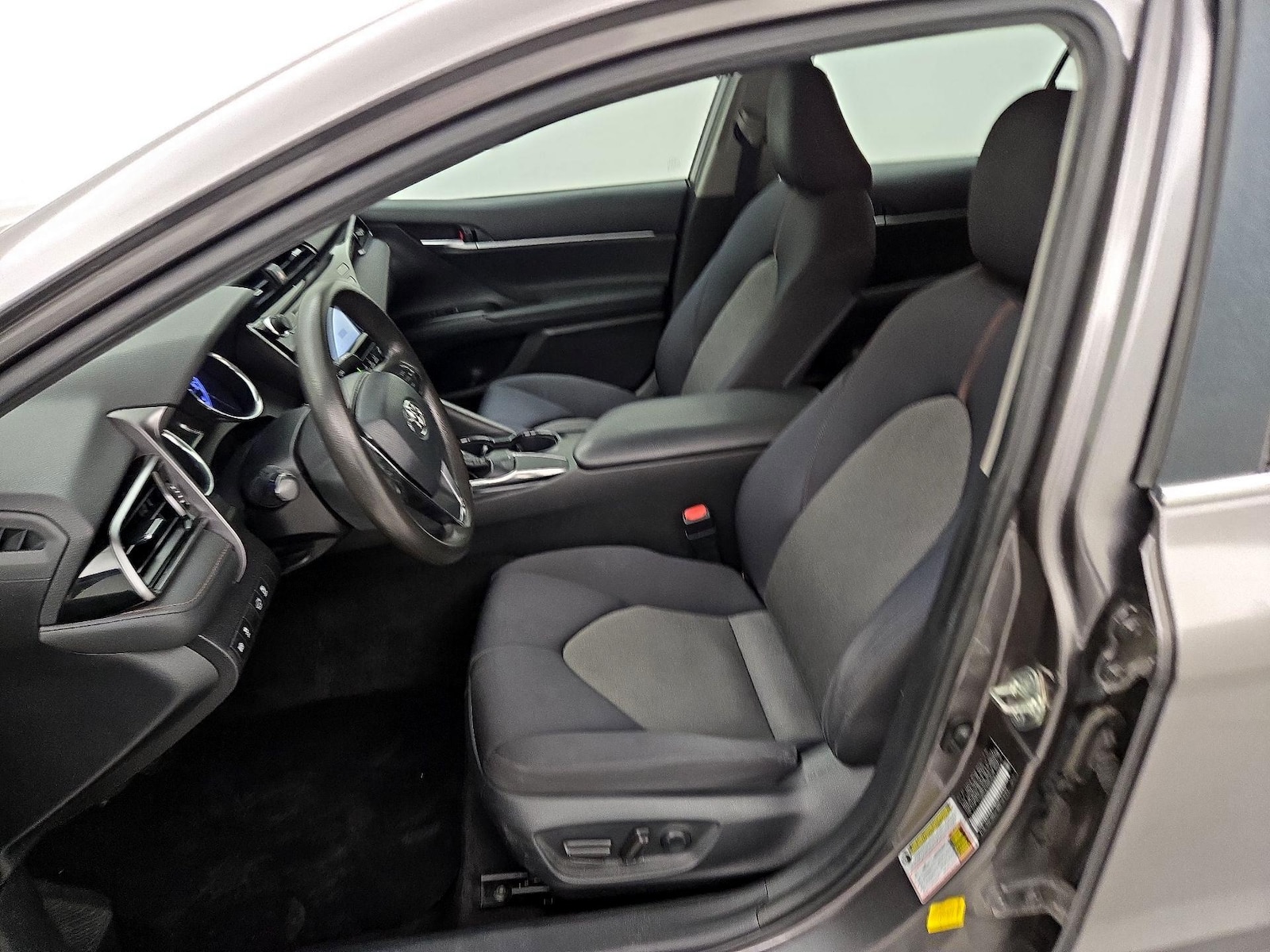 Power Seat(s) & Side Airbags