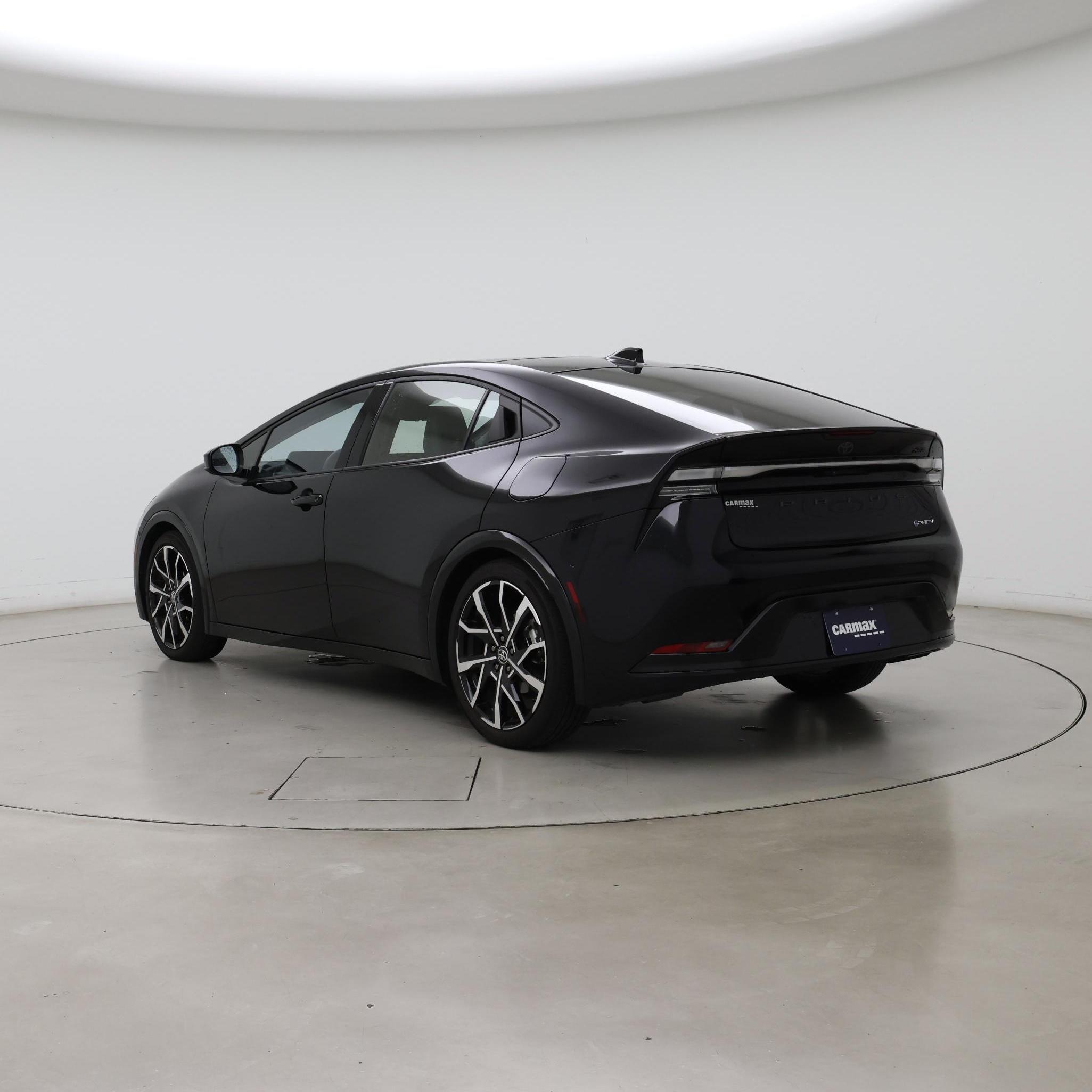 Thumbnail: 2025 Toyota Prius - 2