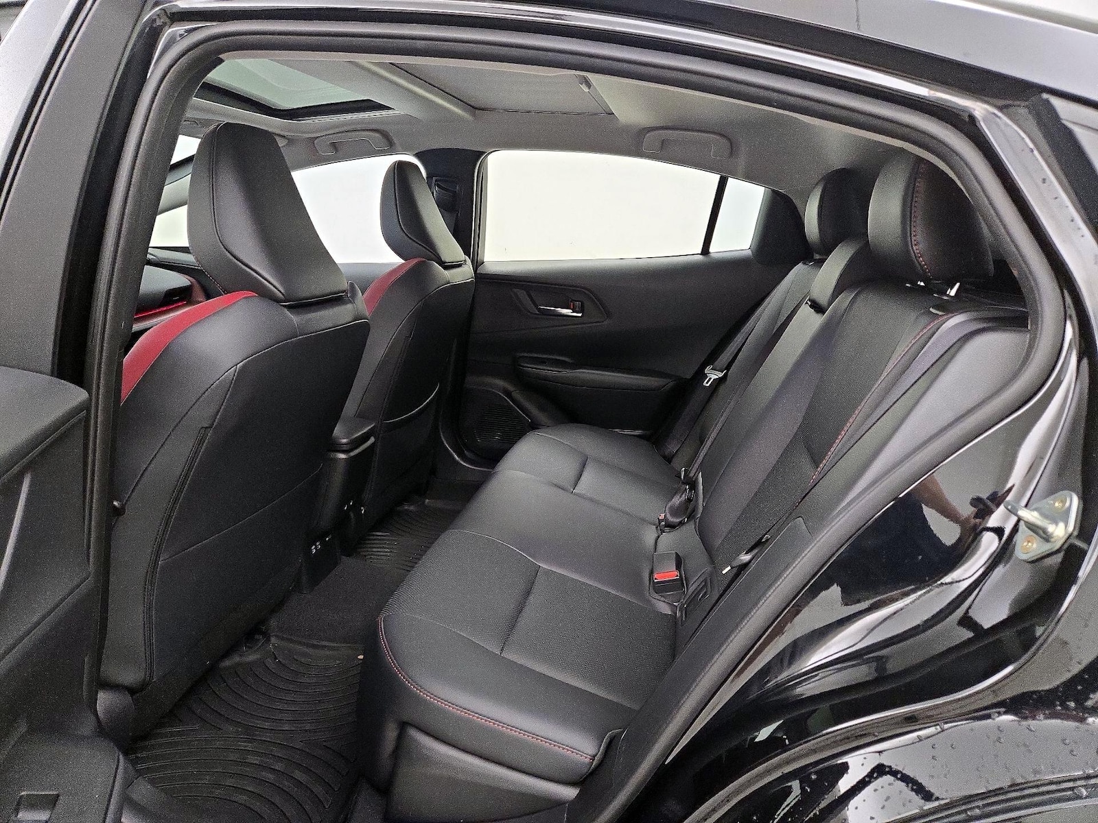 2025 Toyota Prius XSE Premium - Photo 21
