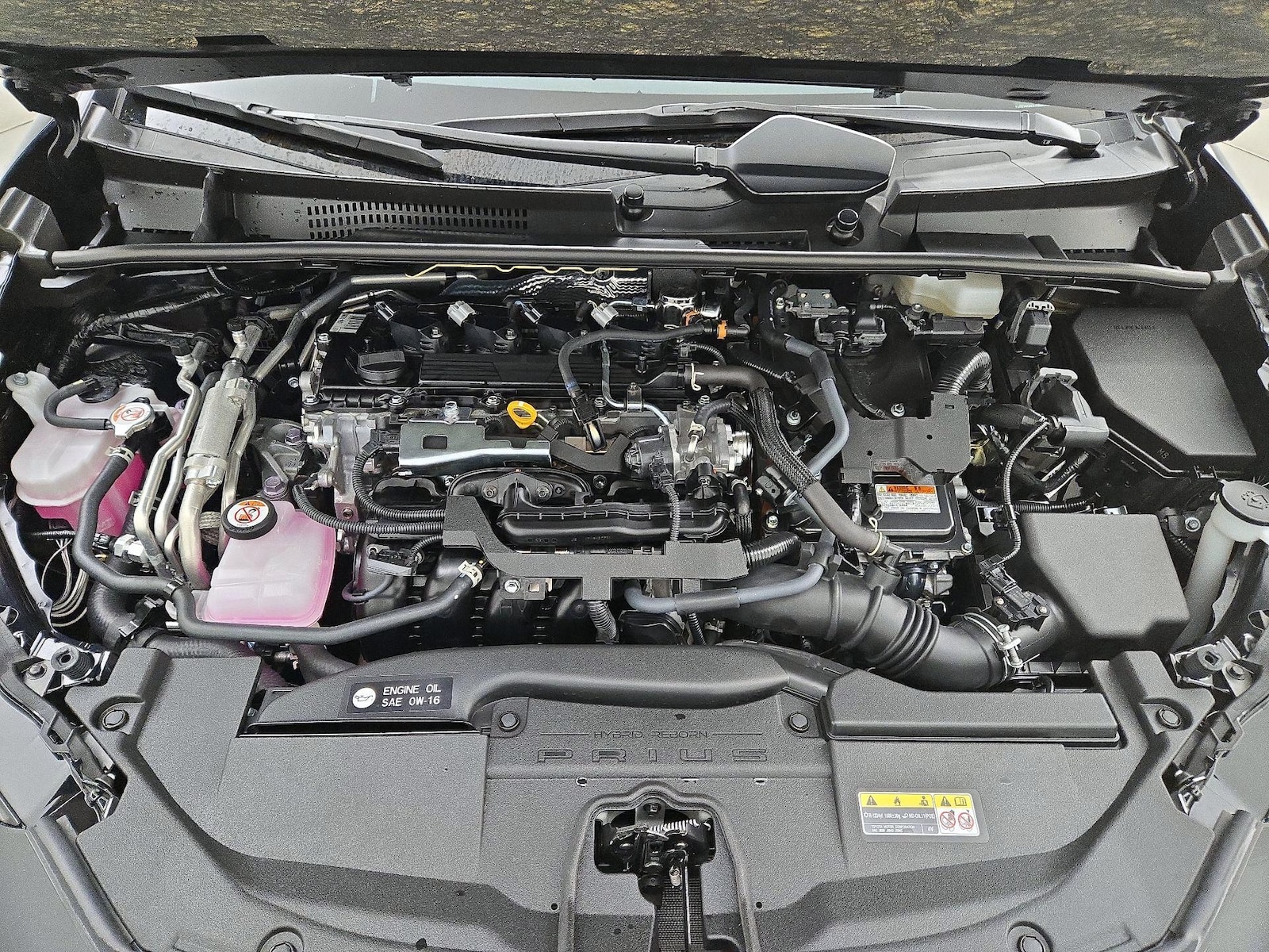 2025 Toyota Prius XSE Premium - Photo 23