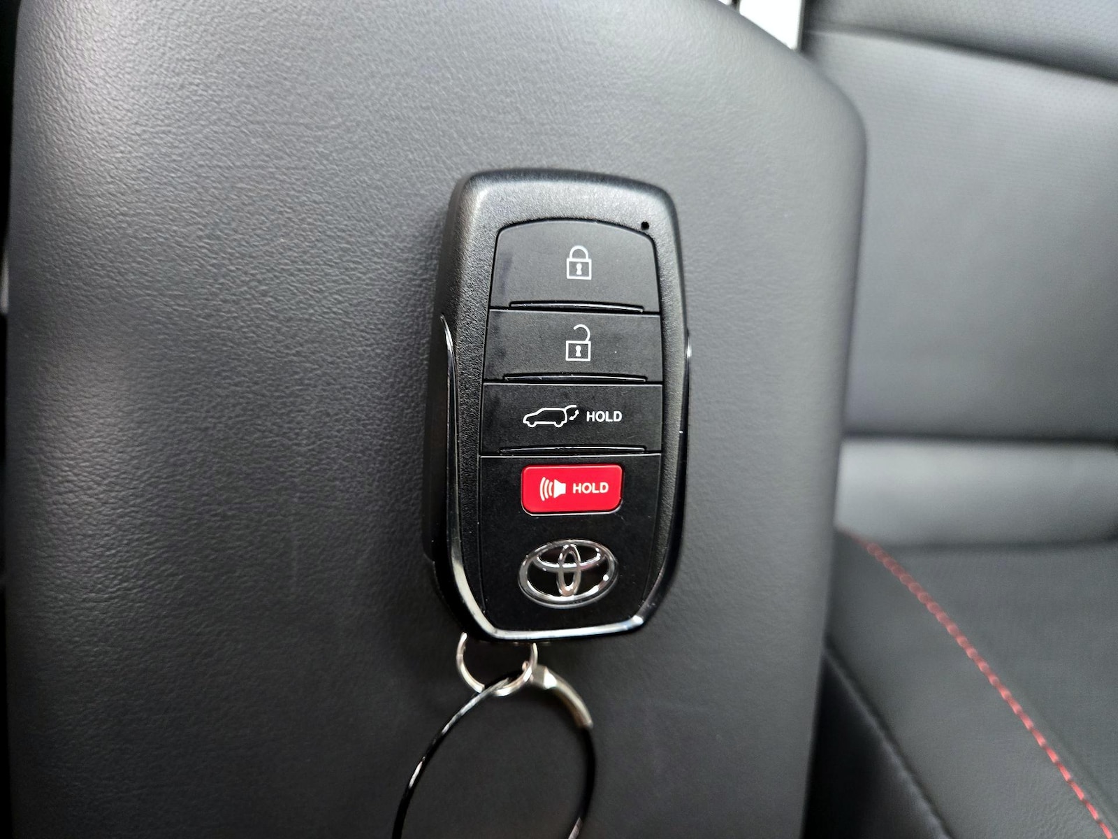 2025 Toyota Prius XSE Premium - Photo 24