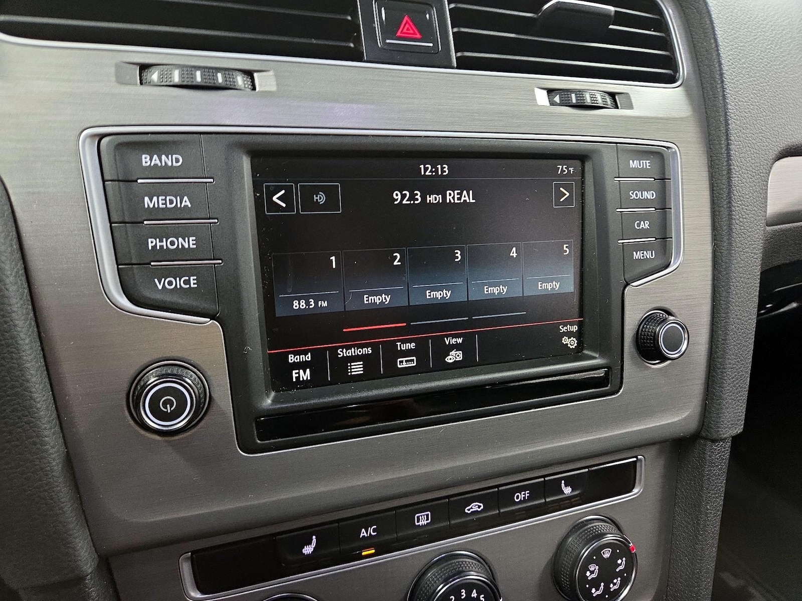 2016 Volkswagen Golf SportWagen TSI SE - Photo 14