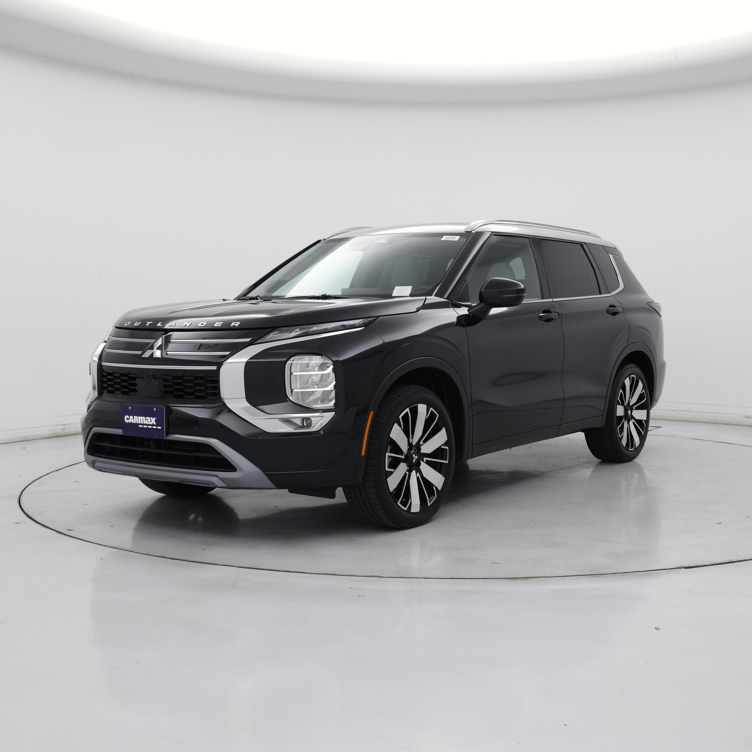 Thumbnail: 2025 Mitsubishi Outlander - 4