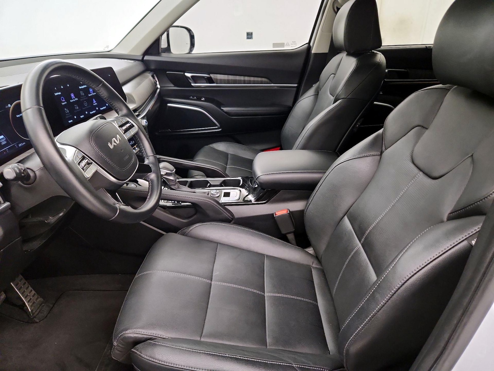 2024 Kia Telluride SX - Photo 12