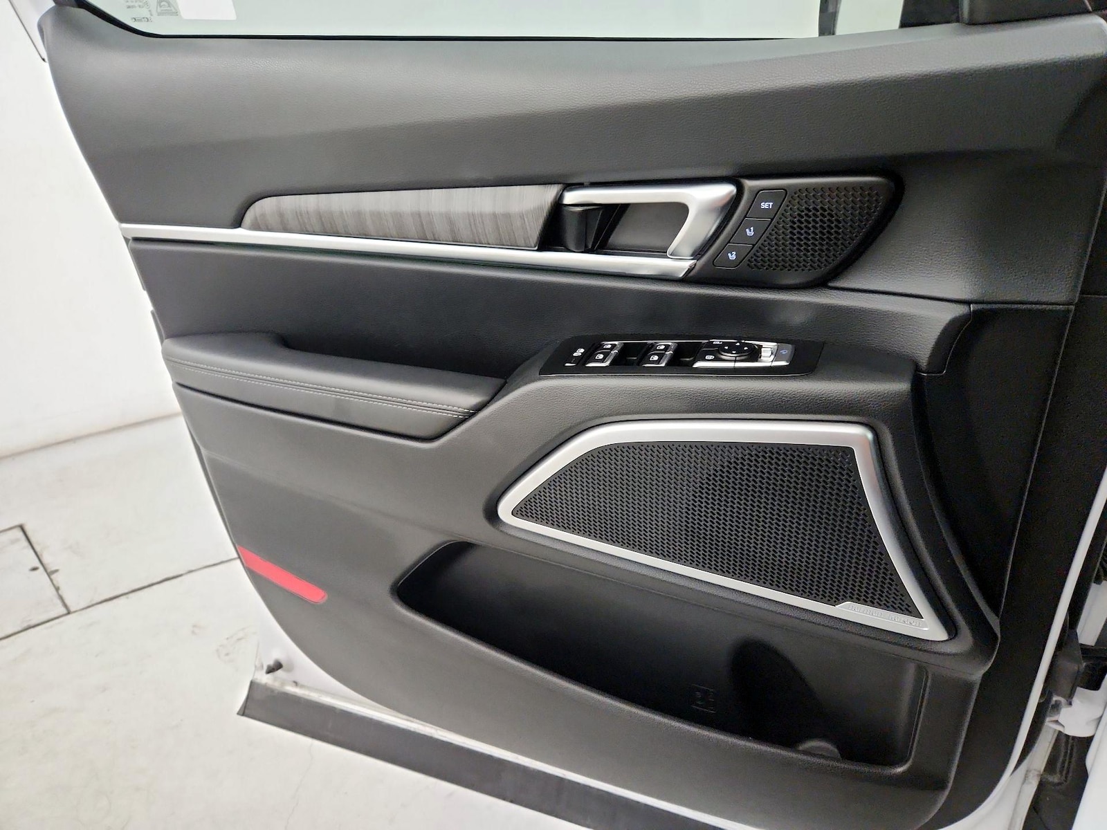 2024 Kia Telluride SX - Photo 13