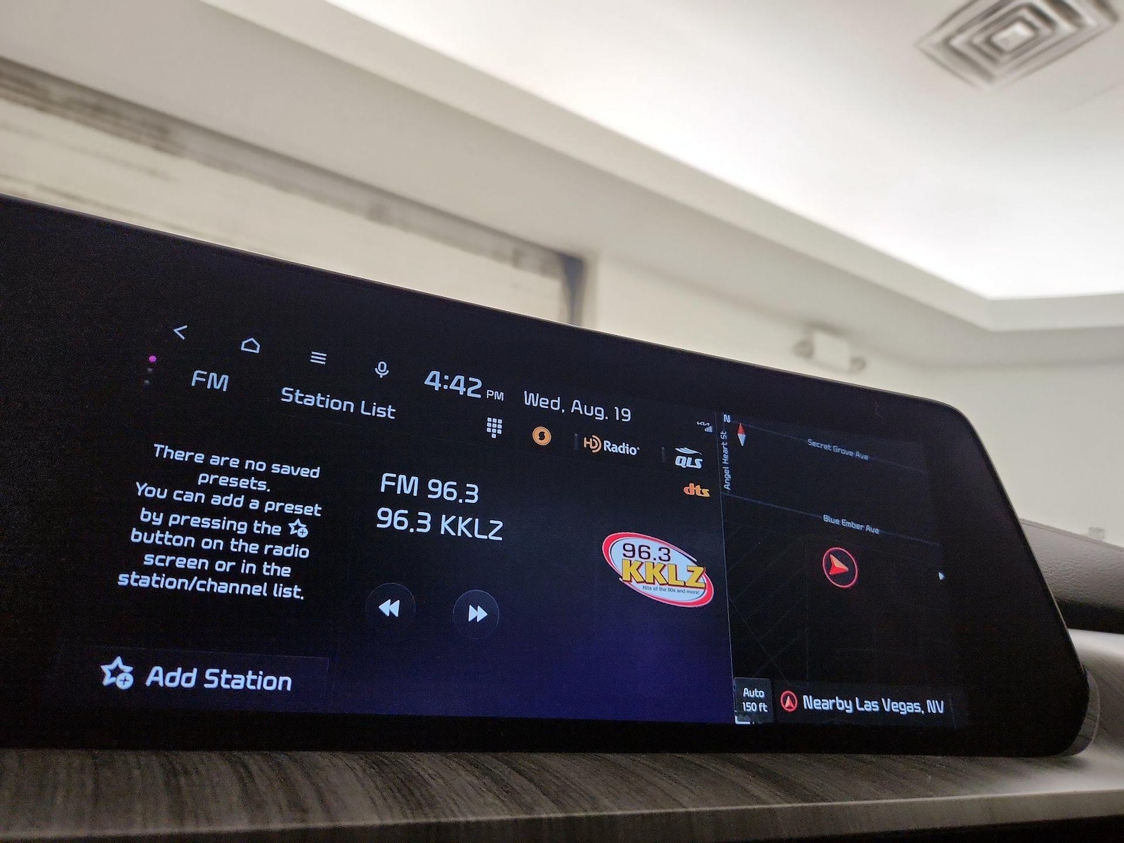 2024 Kia Telluride SX - Photo 17