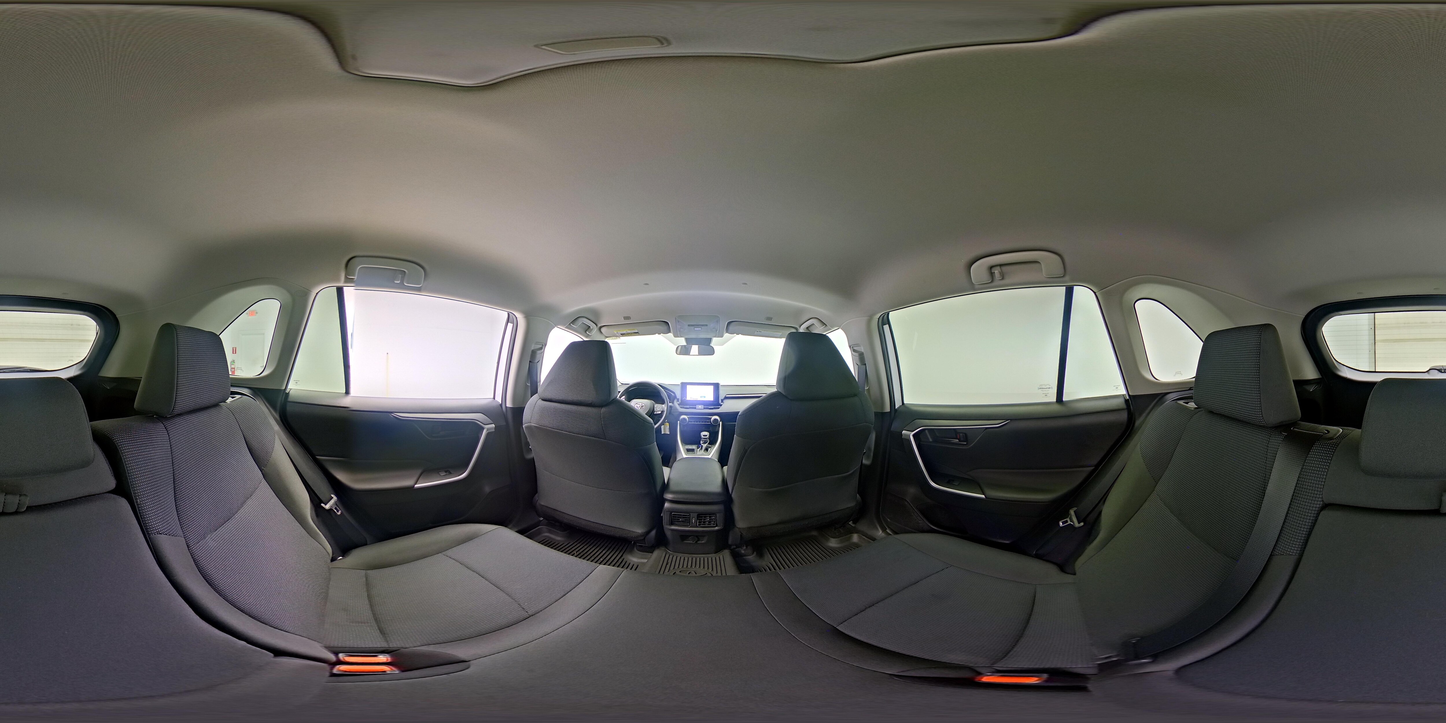 2023 Toyota RAV4 LE - Photo 25