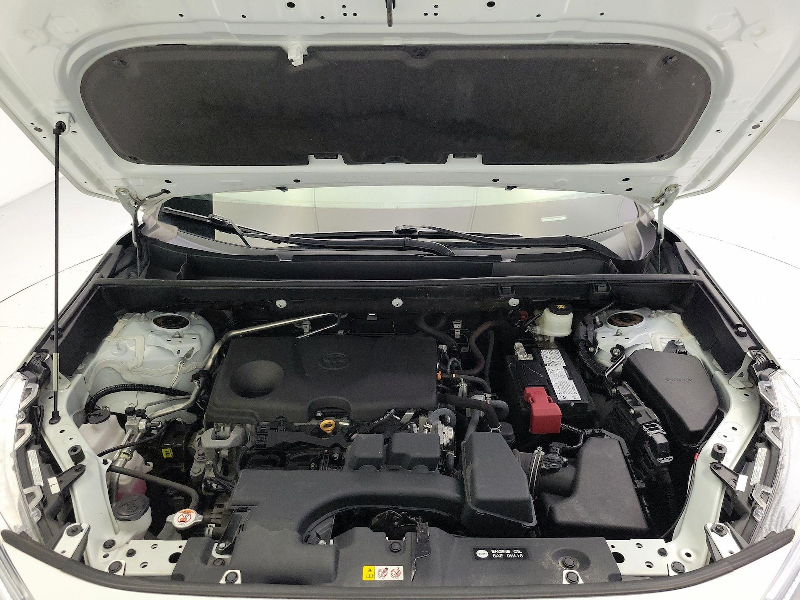 2023 Toyota RAV4 LE - Photo 22