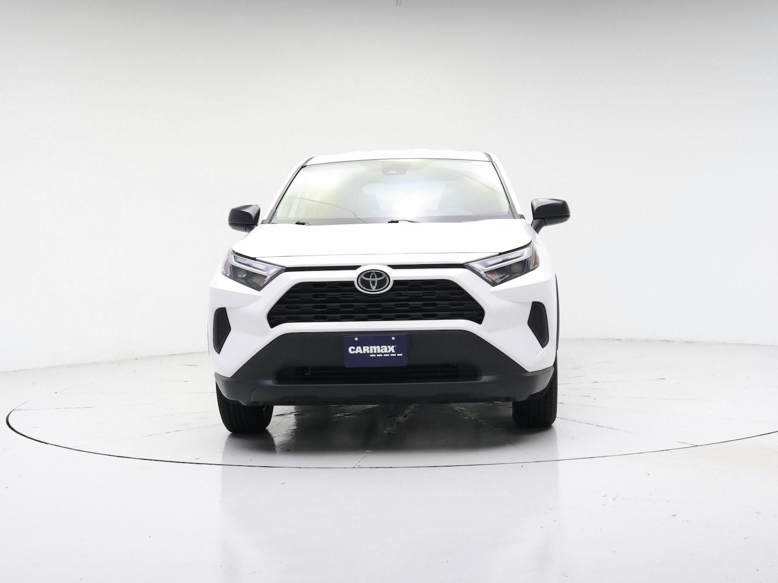 2023 Toyota RAV4 LE - Photo 6