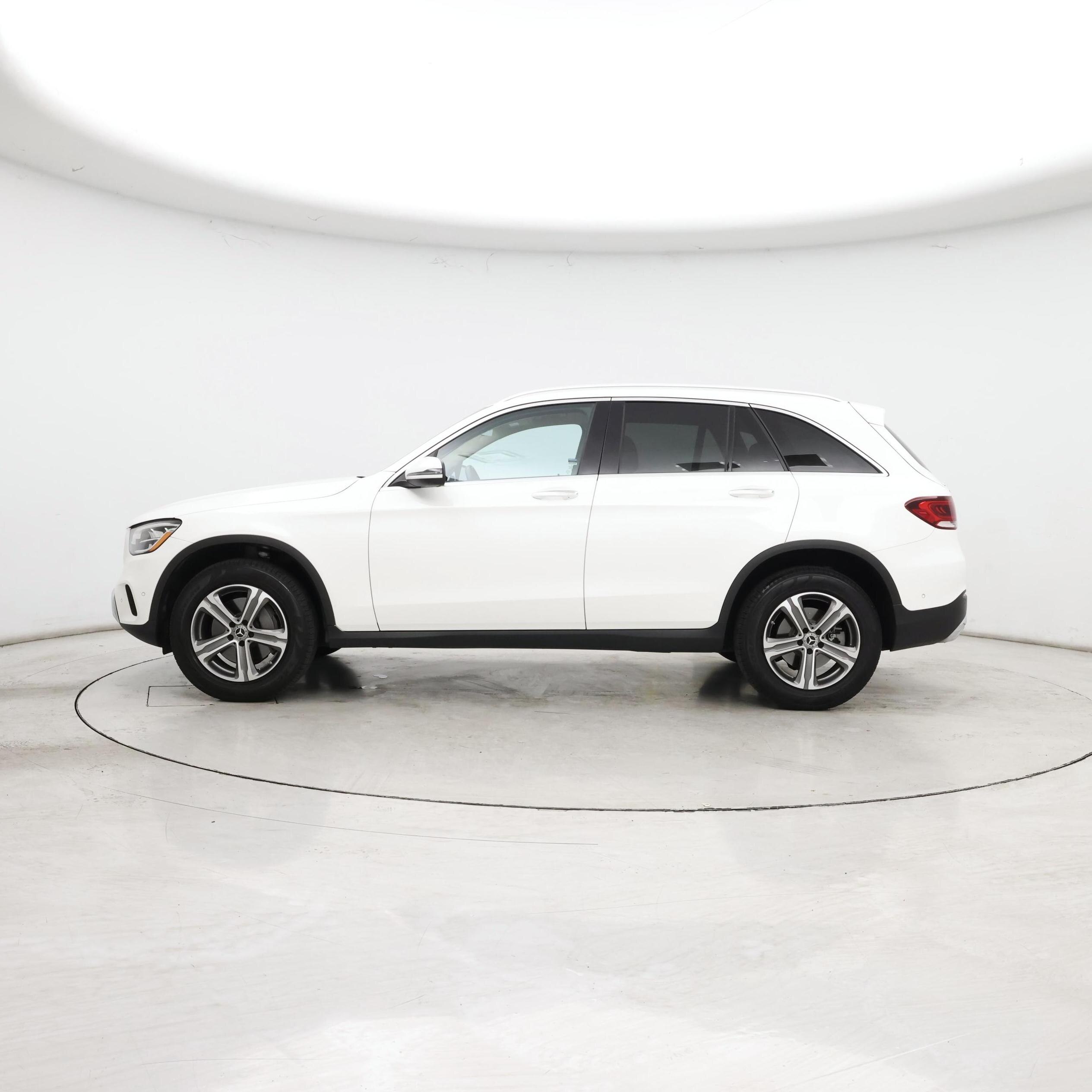 Thumbnail: 2022 Mercedes-Benz GLC - 3