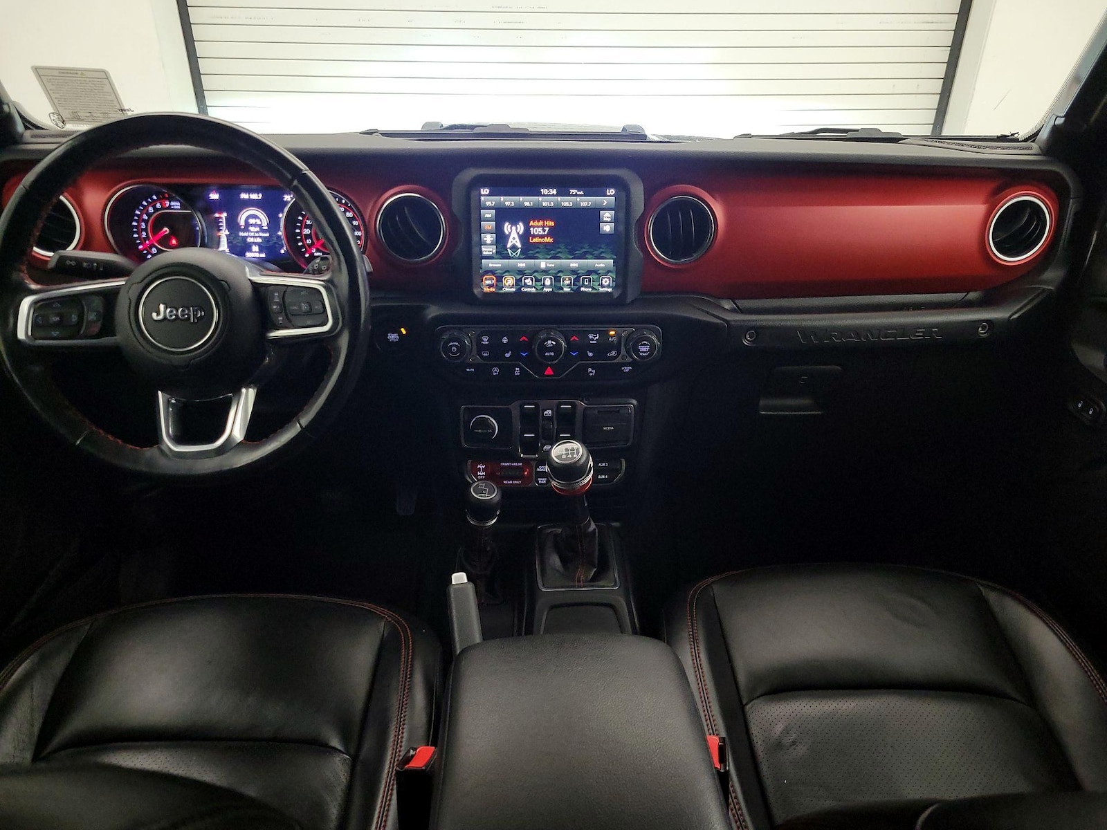 Apple CarPlay® & Android Auto™