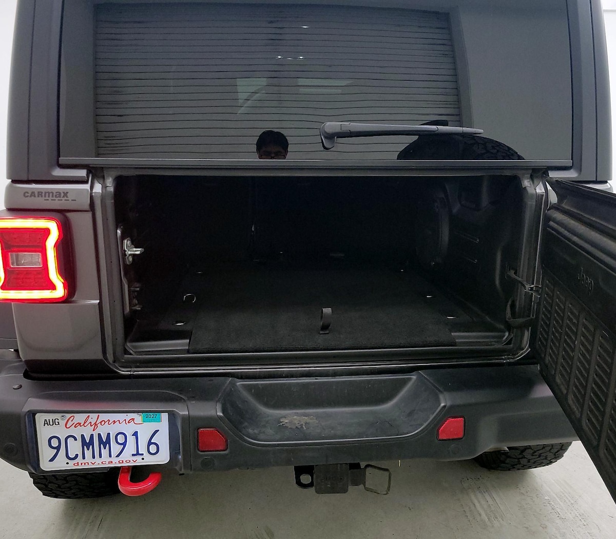 Trunk/Cargo (Seats Up)