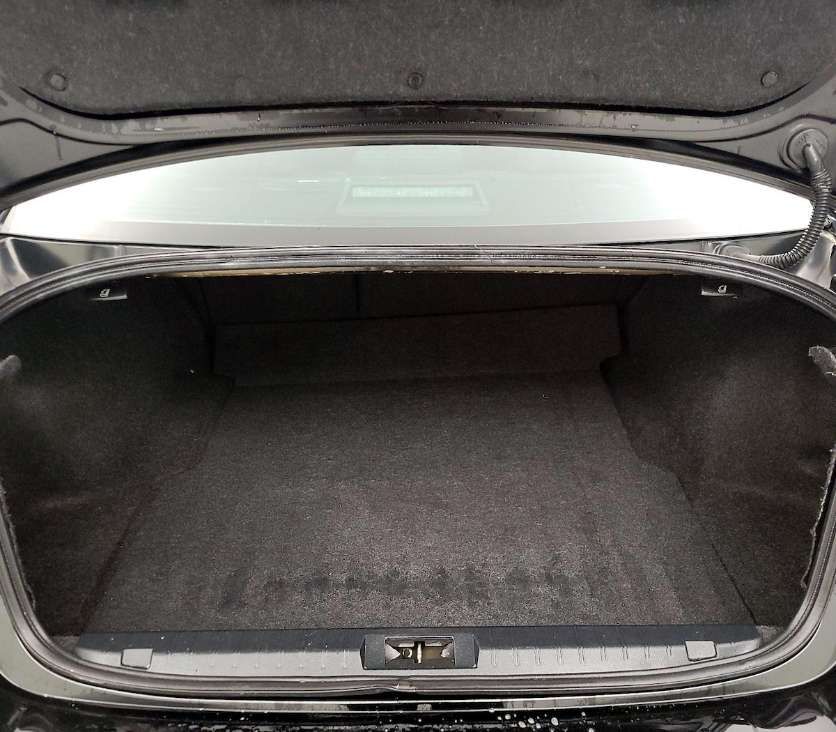 Trunk/Cargo (Seats Up)