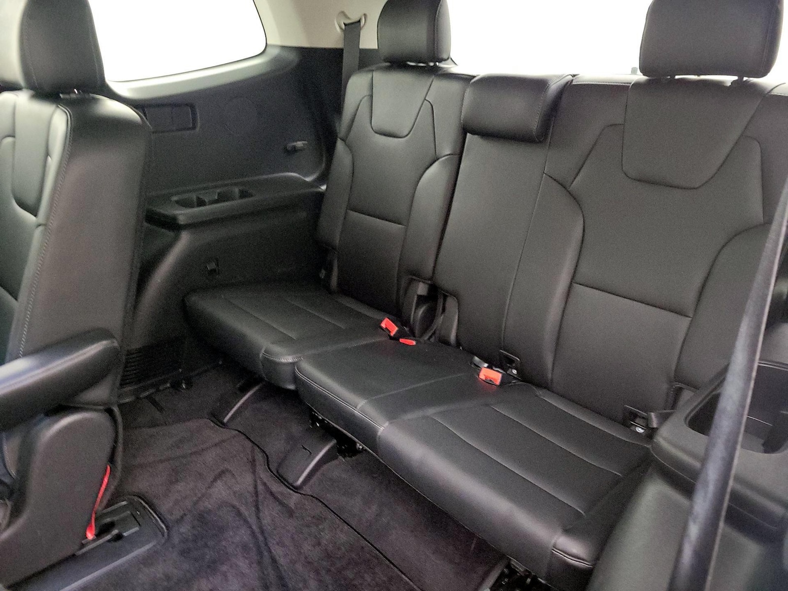 2024 Kia Telluride S - Photo 23