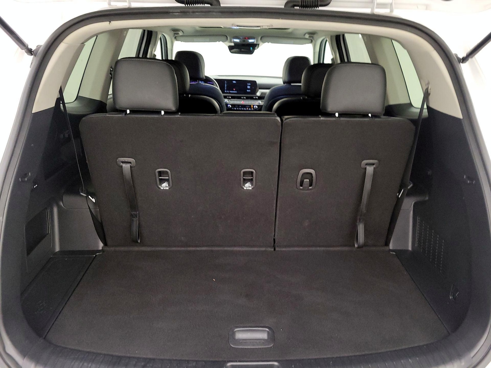 2024 Kia Telluride S - Photo 24