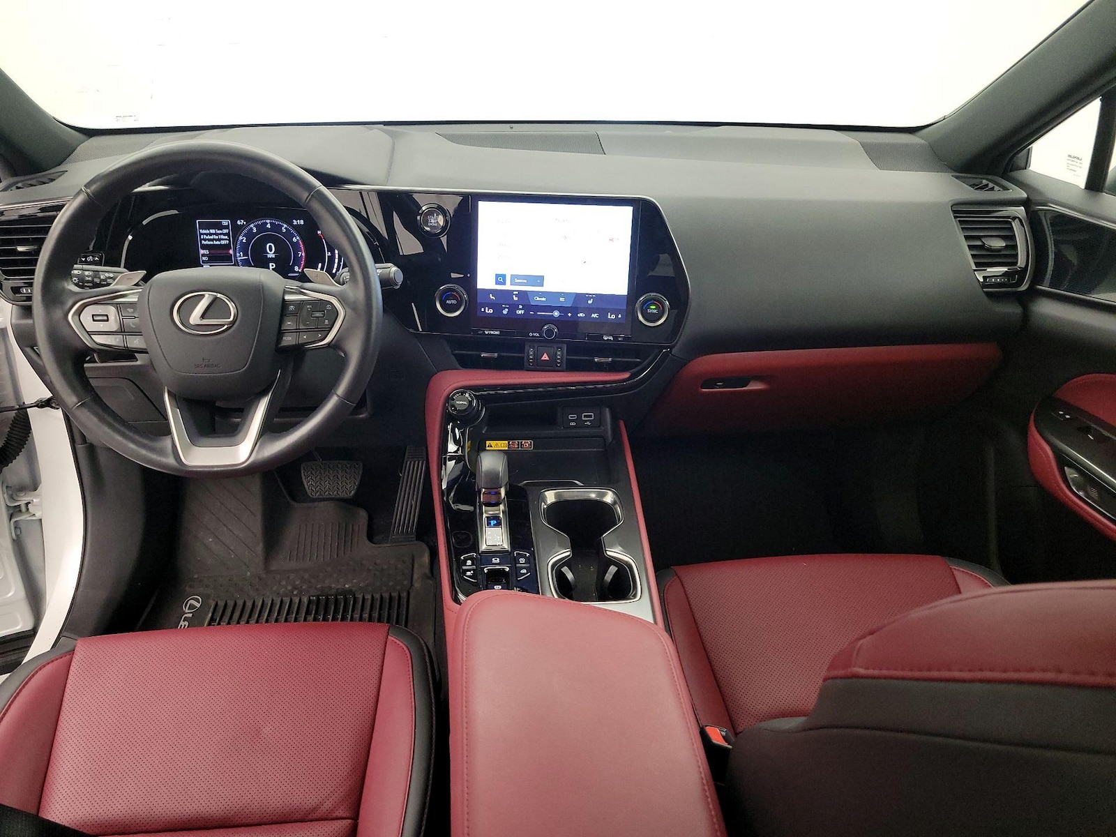 2025 Lexus NX 350 - Photo 10