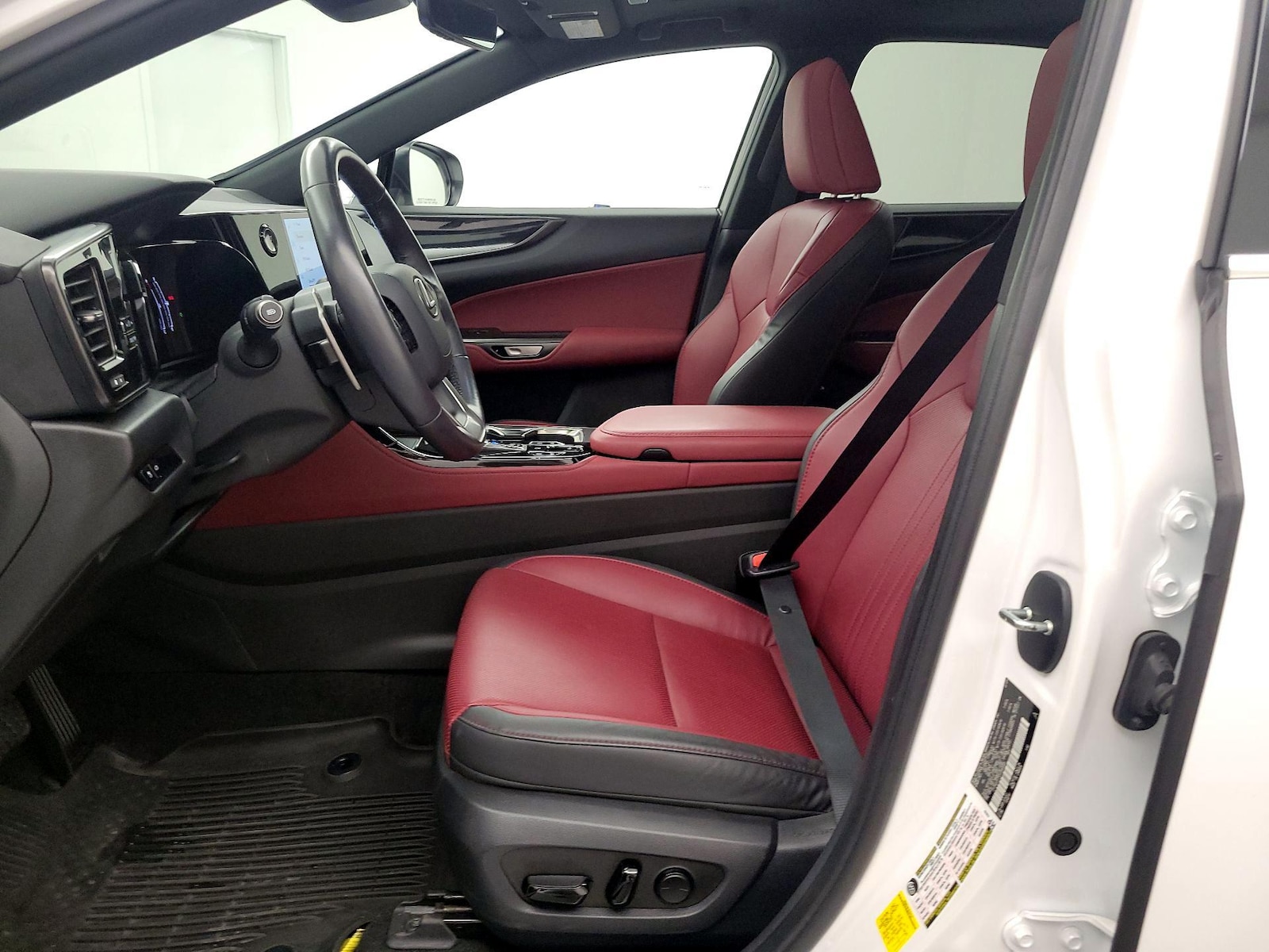 2025 Lexus NX 350 - Photo 12