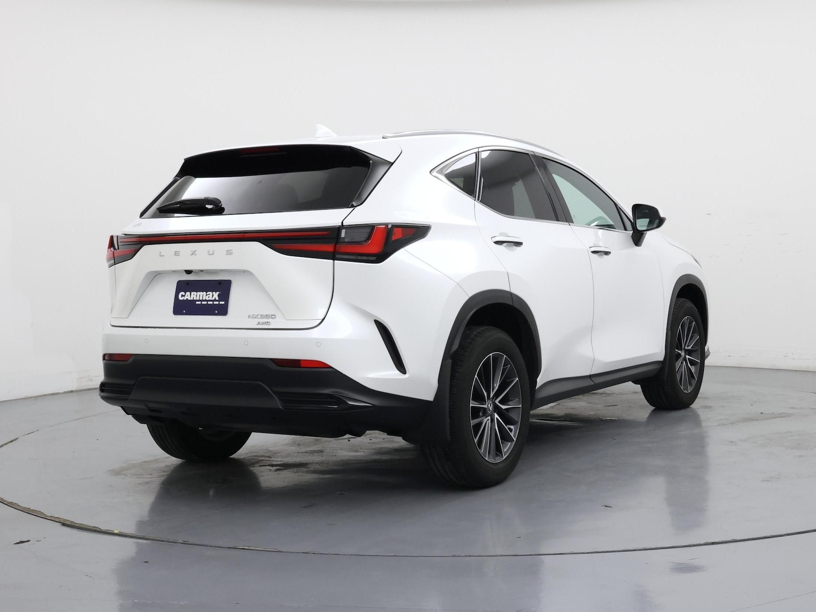 2025 Lexus NX 350 - Photo 9
