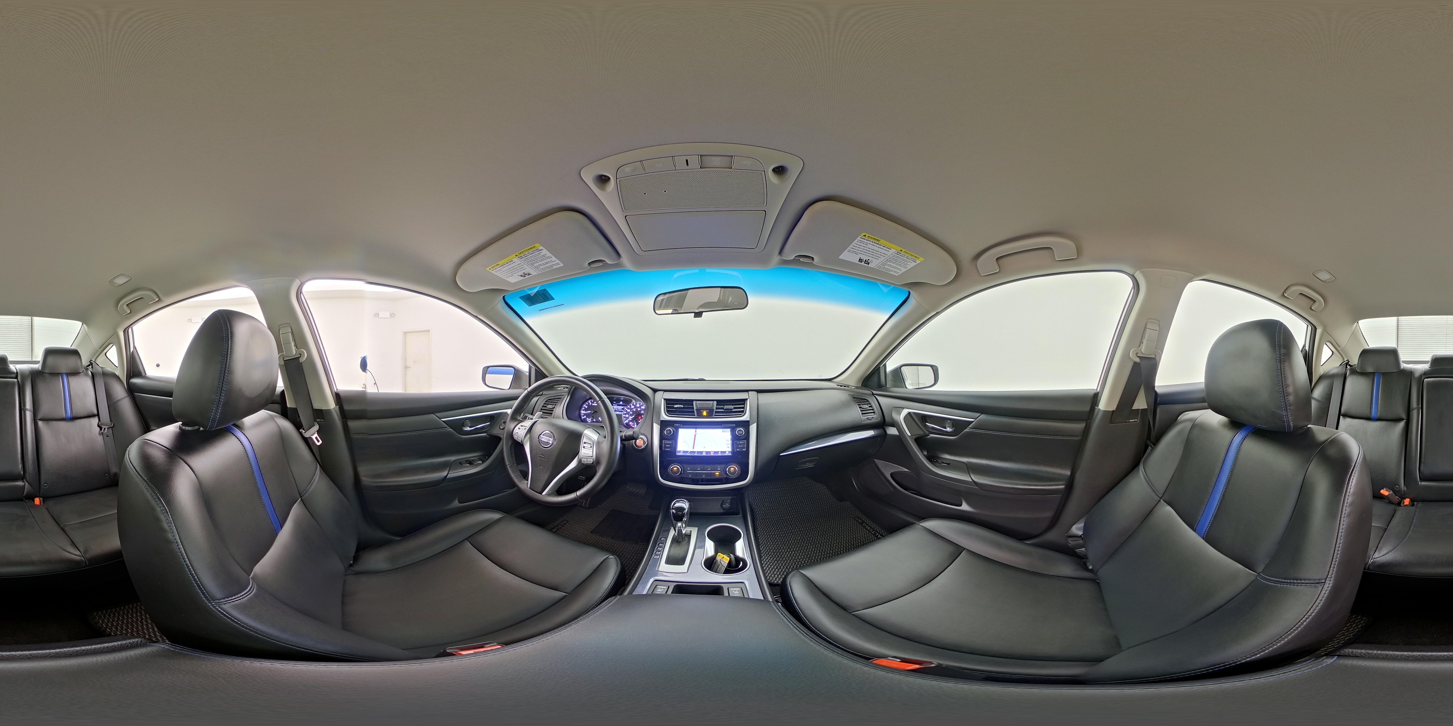 2018 Nissan Altima SR - Photo 25