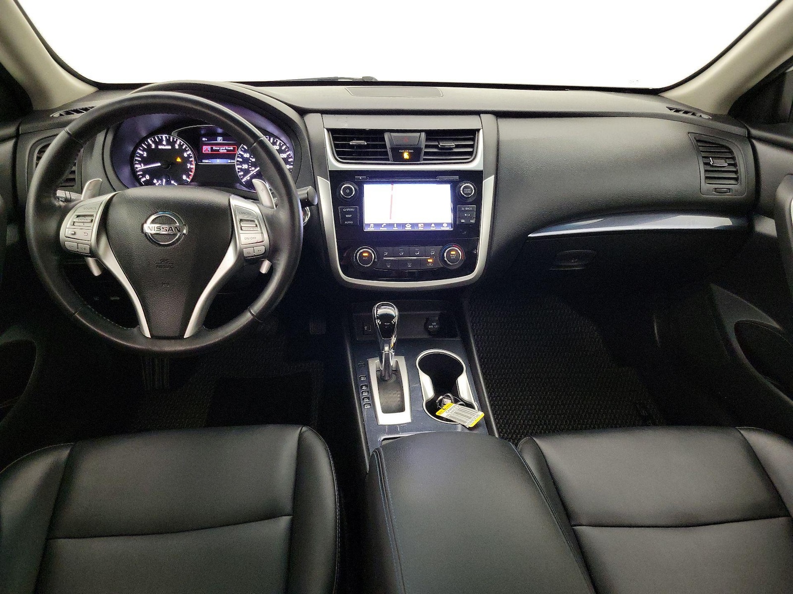2018 Nissan Altima SR - Photo 10