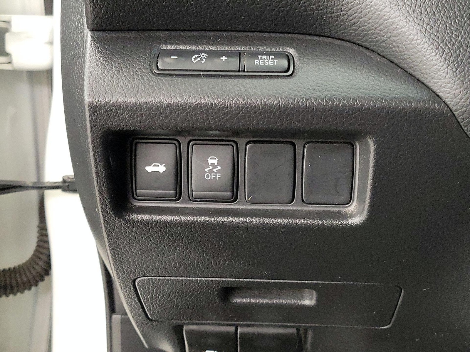 2018 Nissan Altima SR - Photo 14