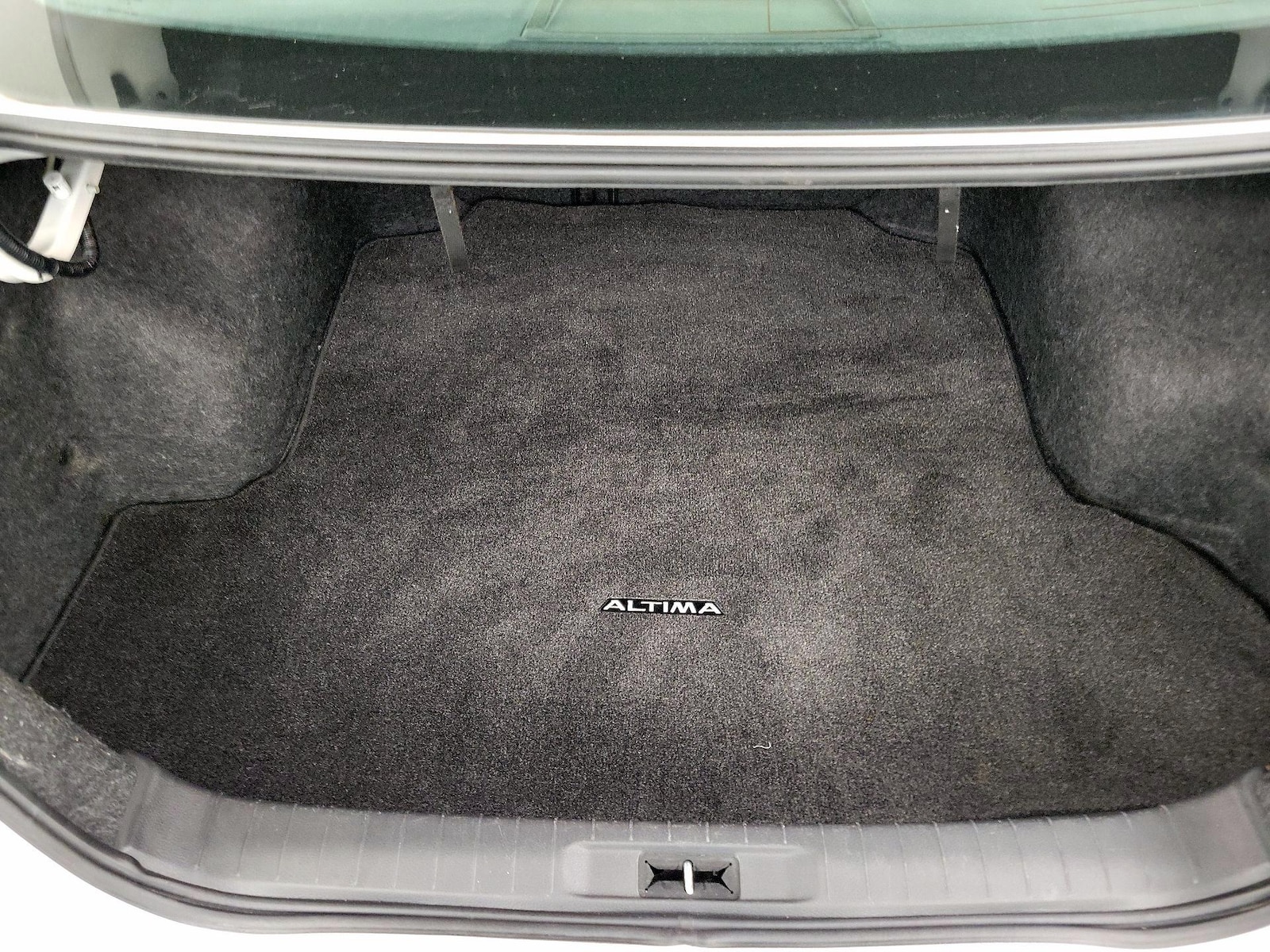 2018 Nissan Altima SR - Photo 22