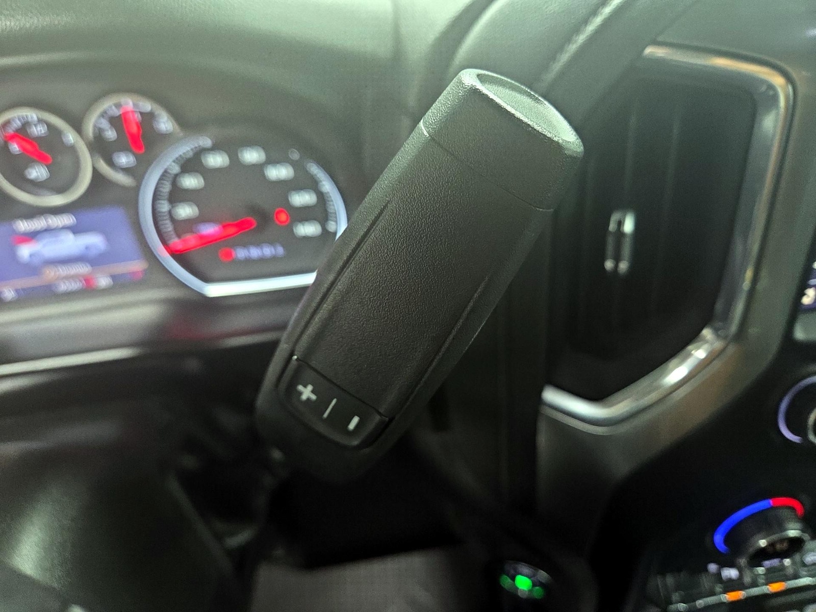 2021 Chevrolet Silverado 1500 LT Trail Boss - Photo 18
