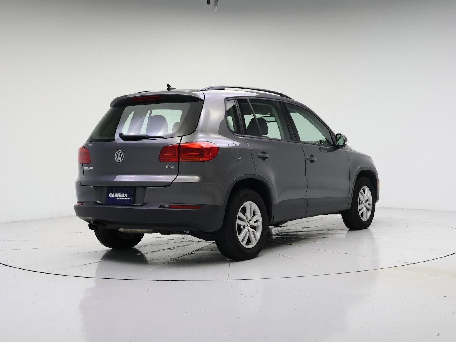 2017 Volkswagen Tiguan S - Photo 9