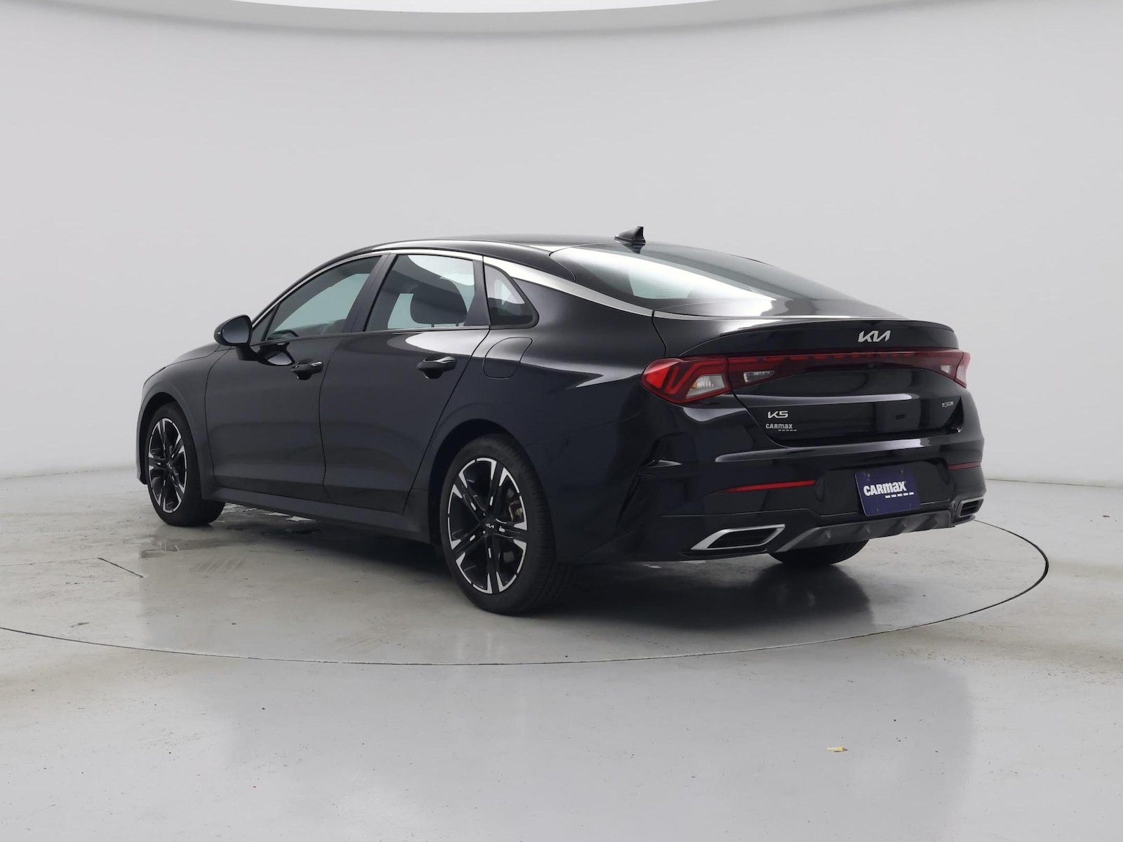 2024 Kia K5 GT-Line - Photo 3