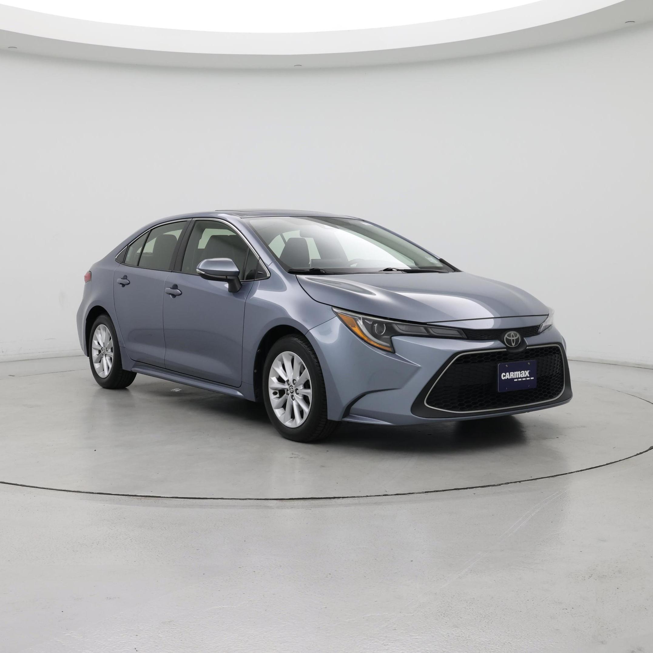  2020 Toyota Corolla XLE FWD   