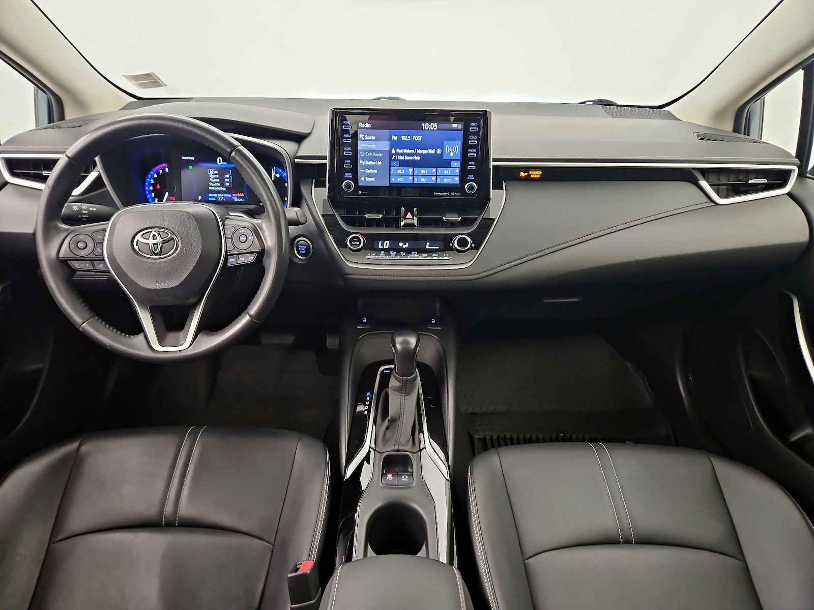 2020 Toyota Corolla XLE - Photo 10